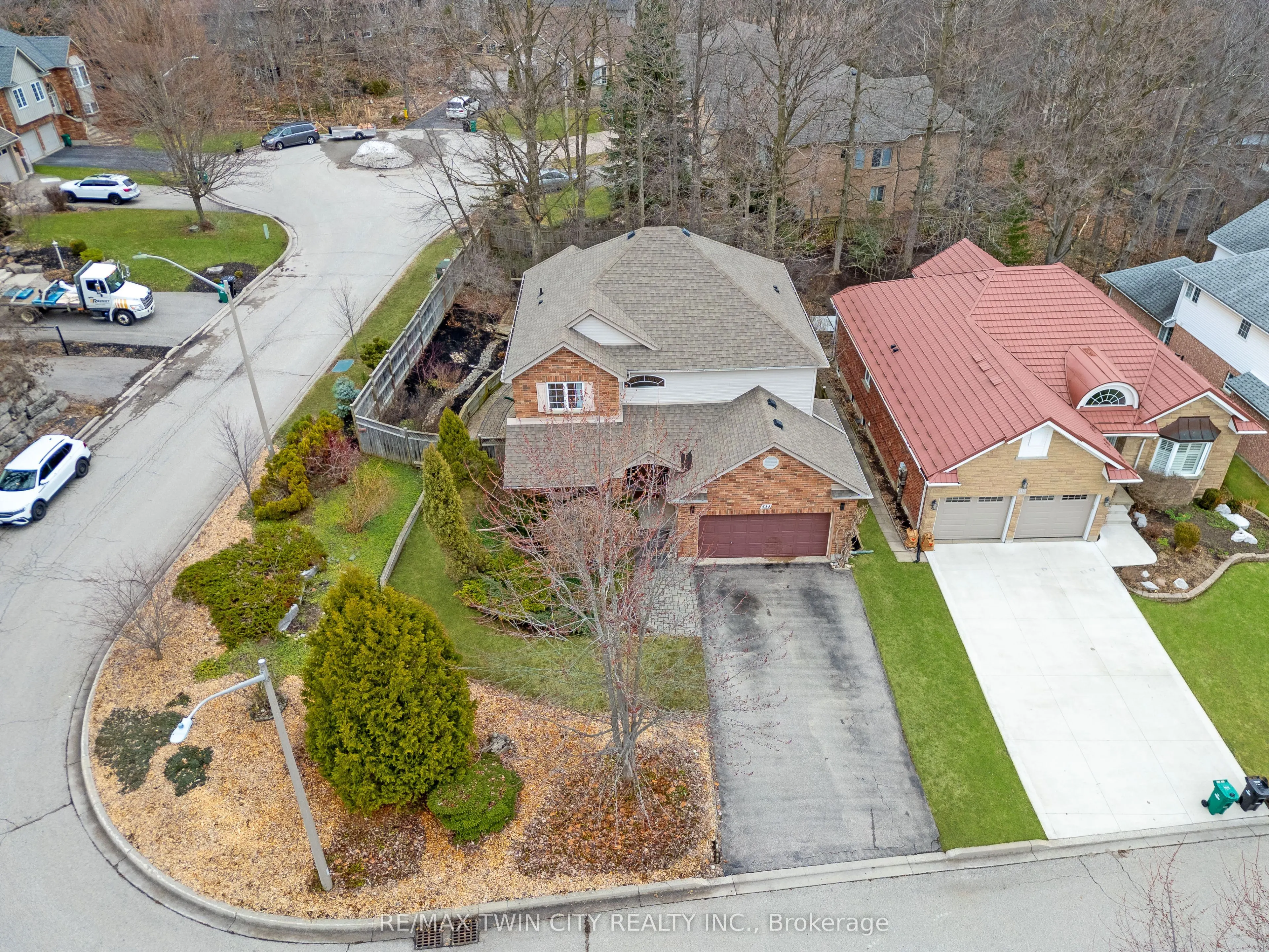 534 Birchleaf Walk