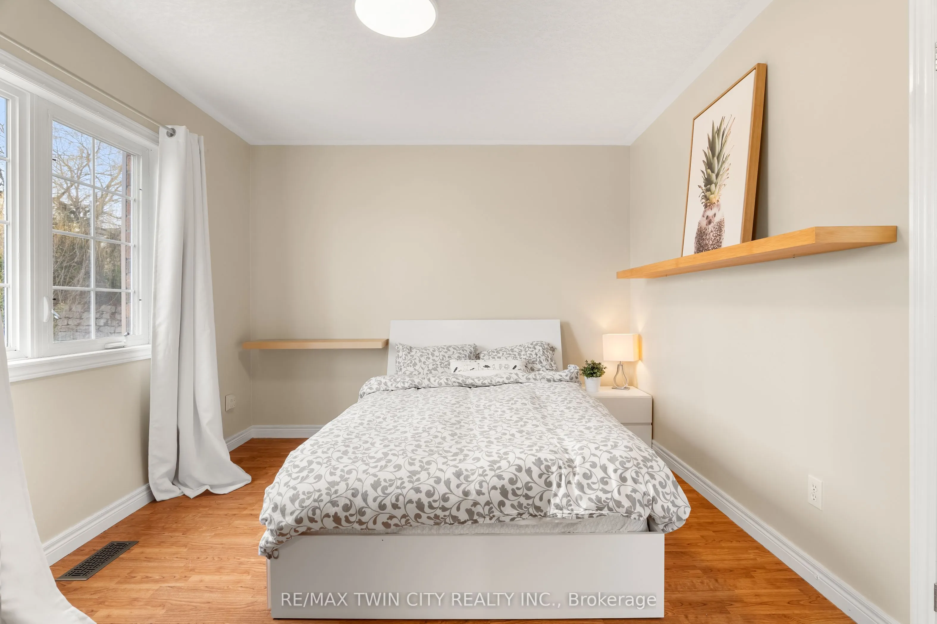 534 Birchleaf Walk