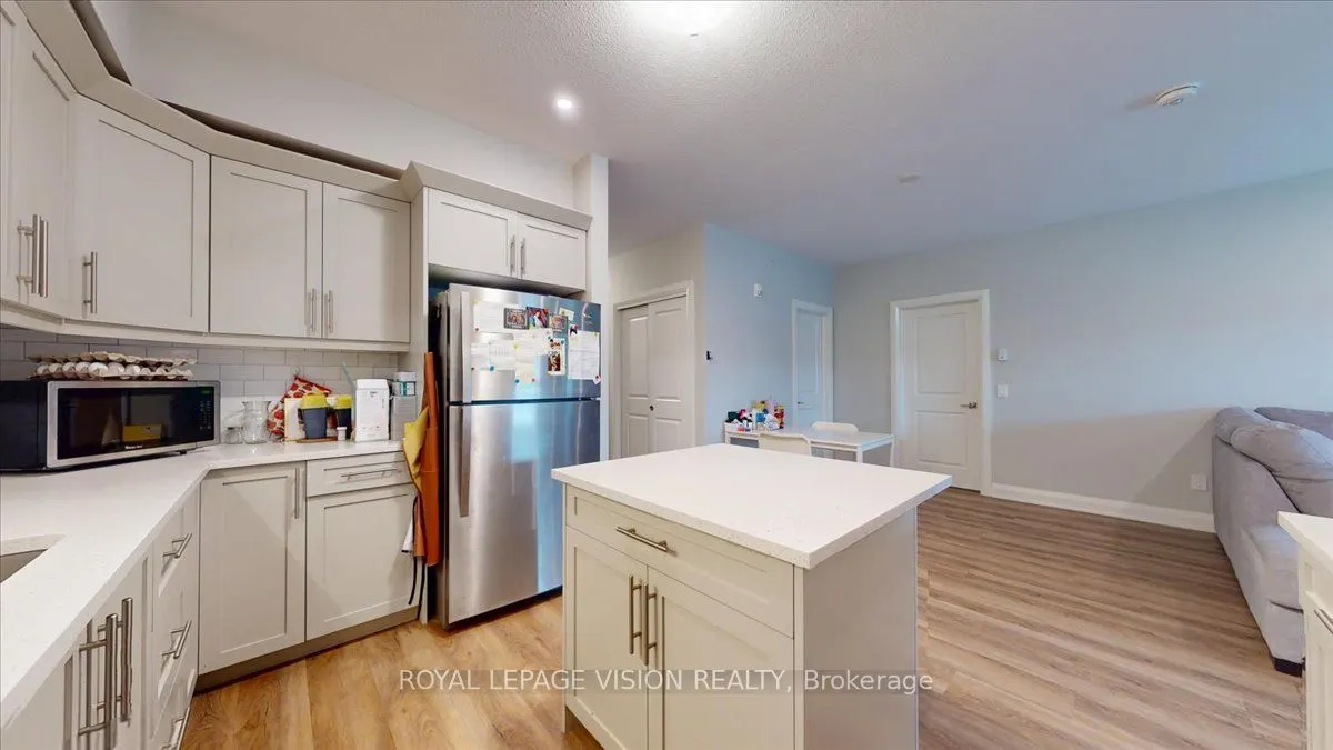 120 Summersides Boulevard #207