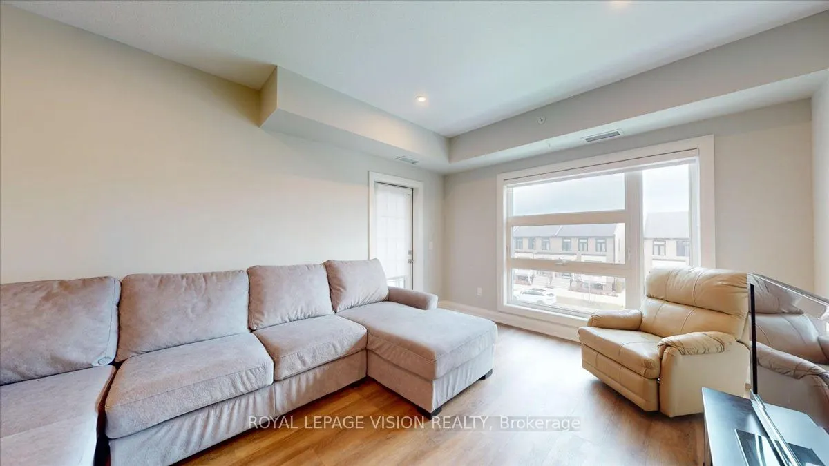 120 Summersides Boulevard #207