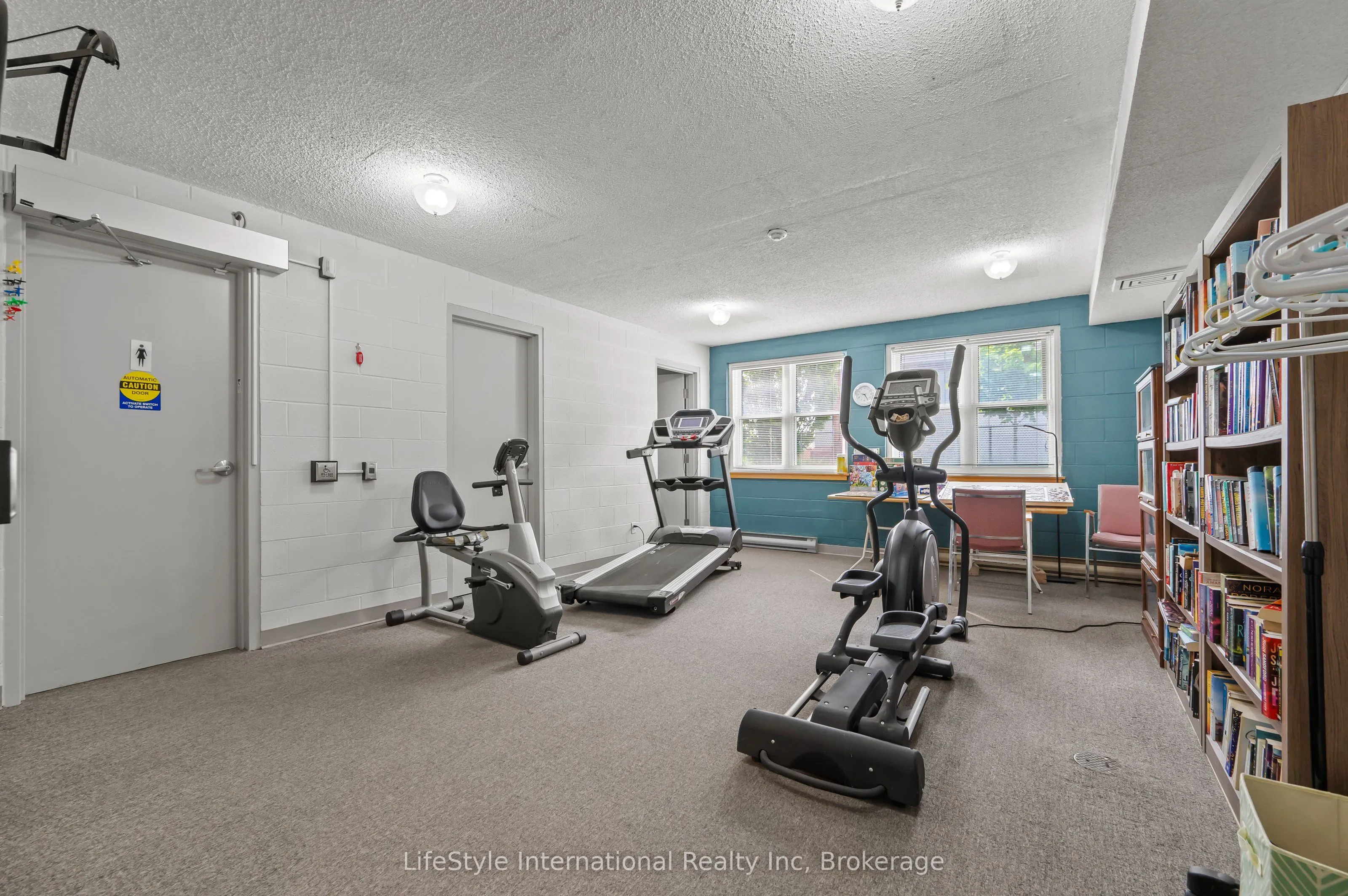 208 Silvercreek Parkway N #205