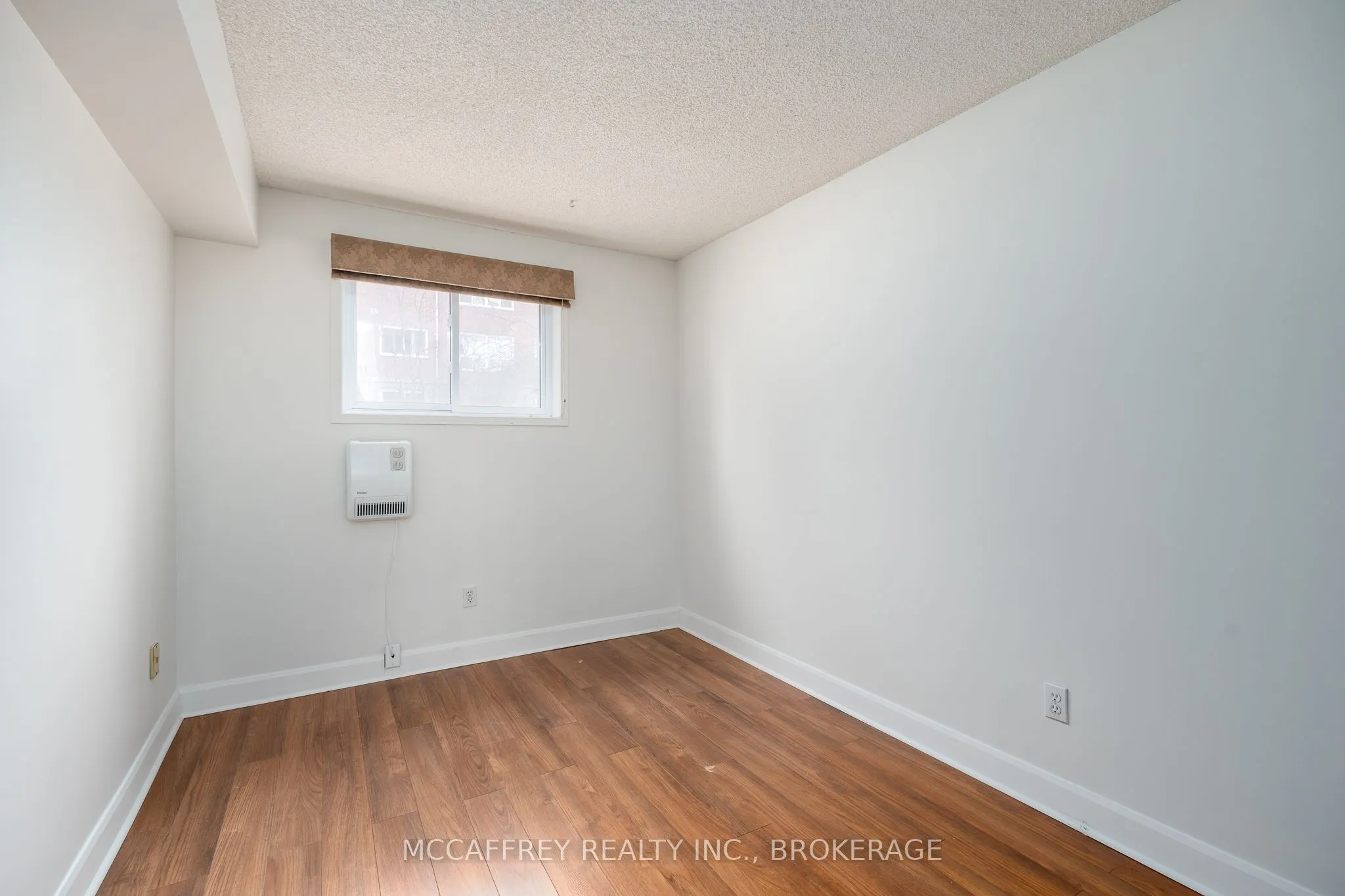 310 Kingsdale Avenue #103