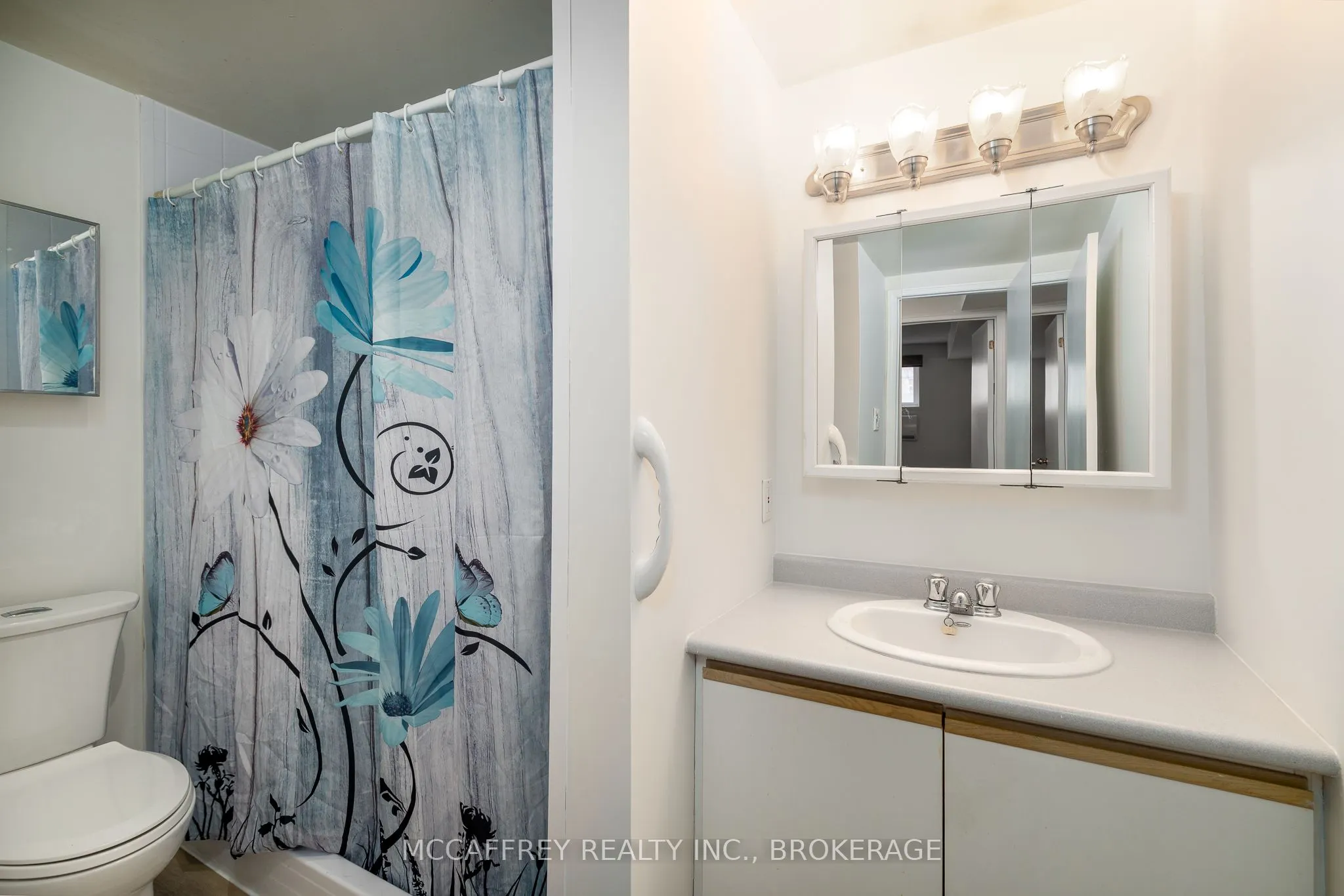 310 Kingsdale Avenue #103