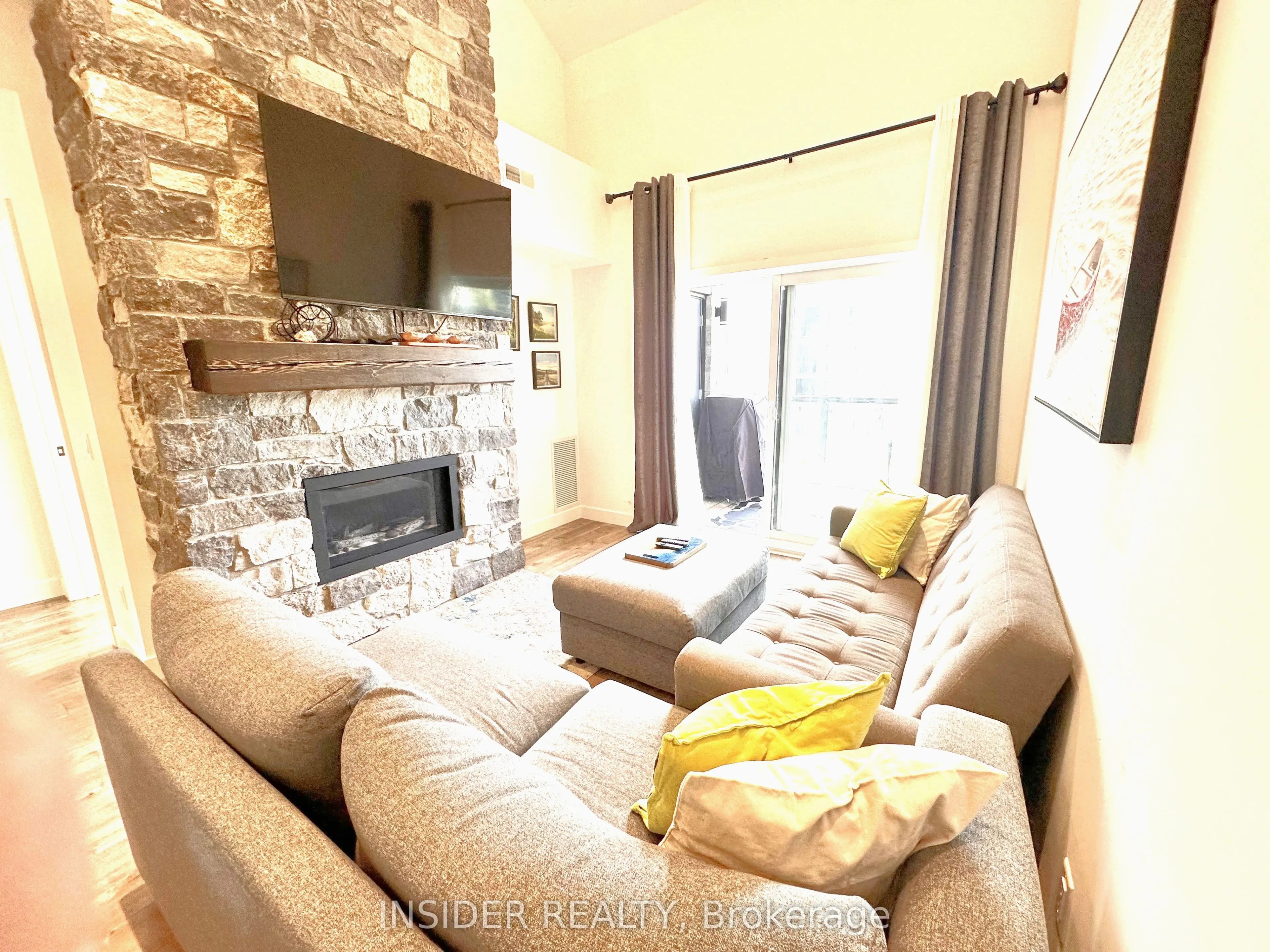 10 Beausoleil Lane #303