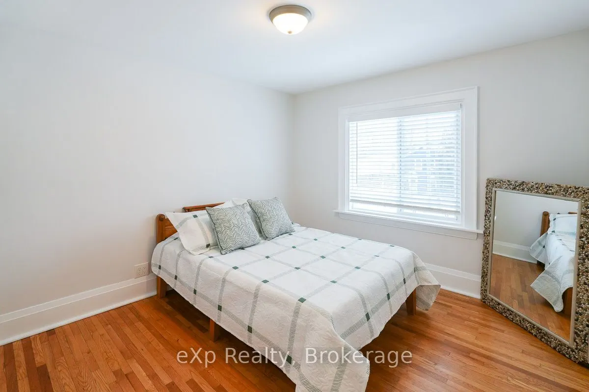1144 4th Avenue W