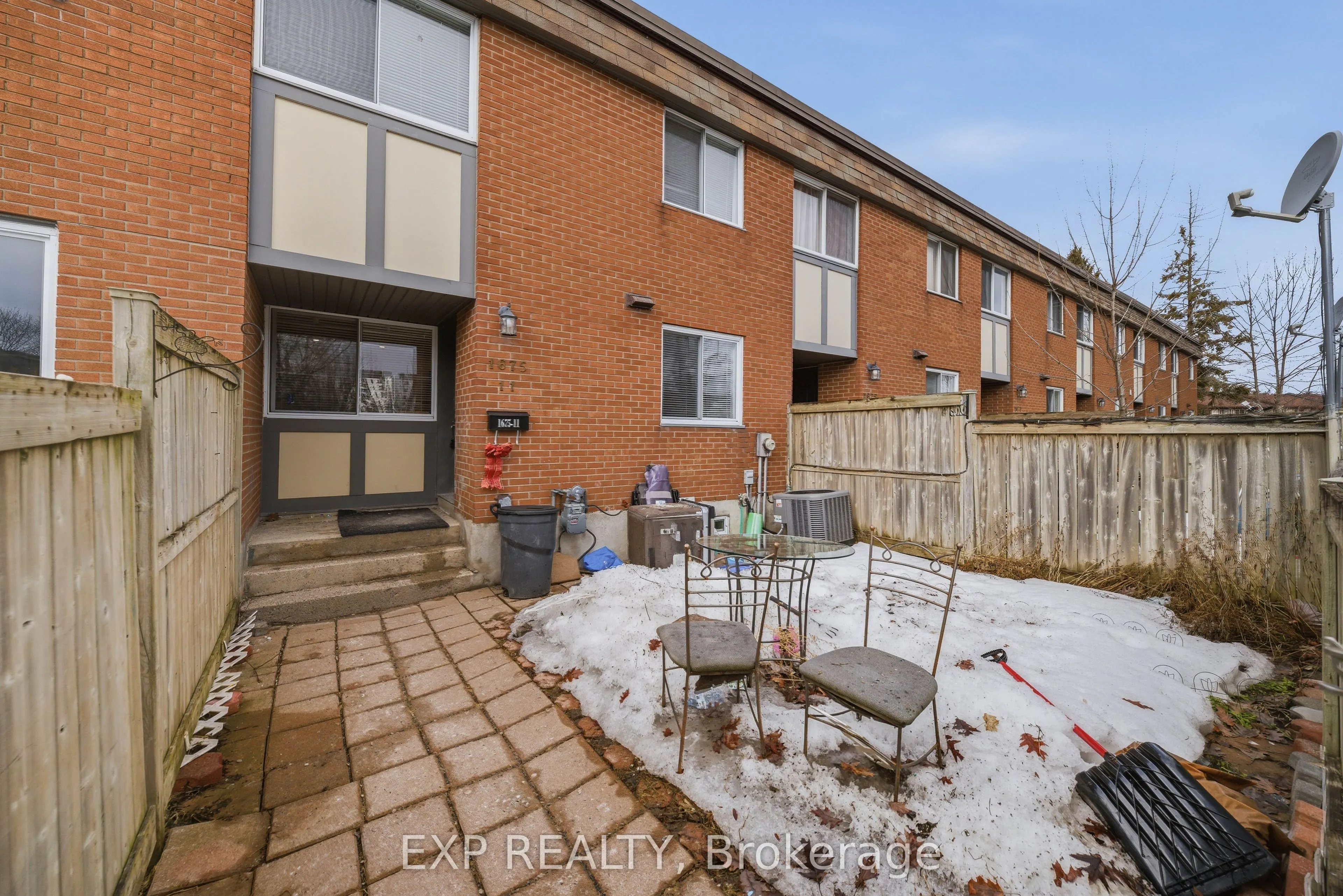 1675 Heatherington Road #11