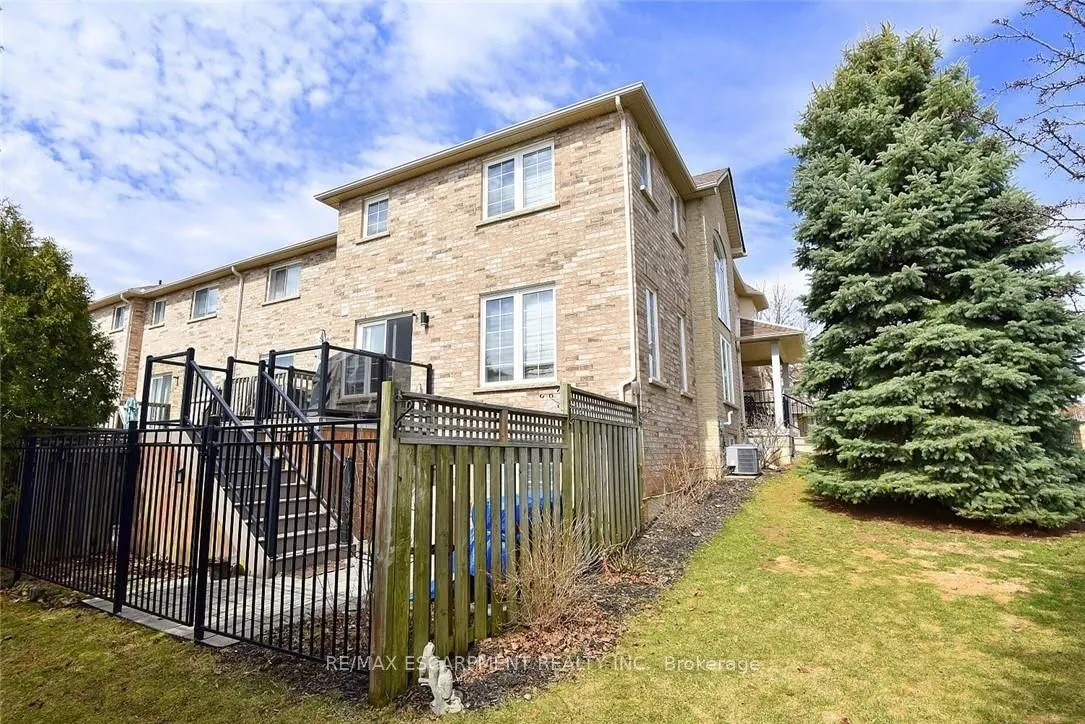 39 Panabaker Drive #7
