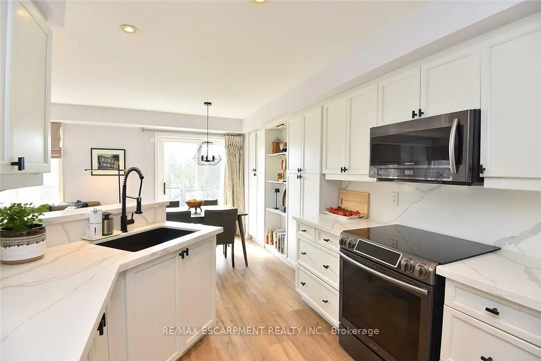 39 Panabaker Drive #7