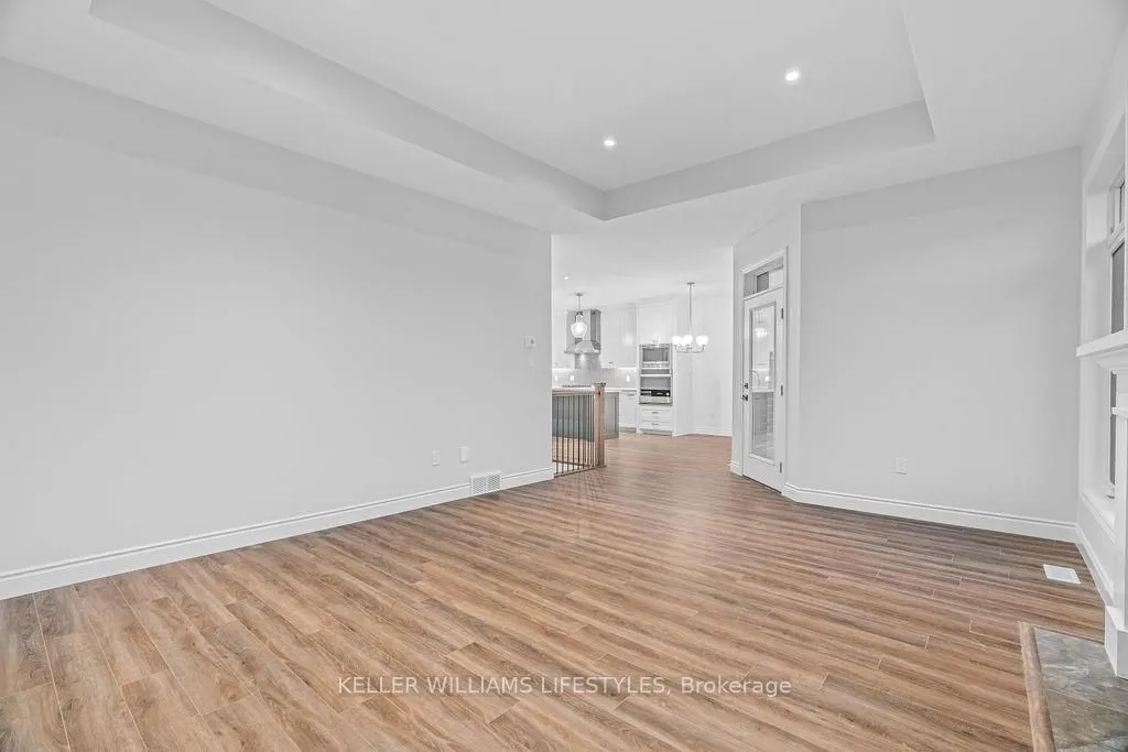 108 LENEVE Street