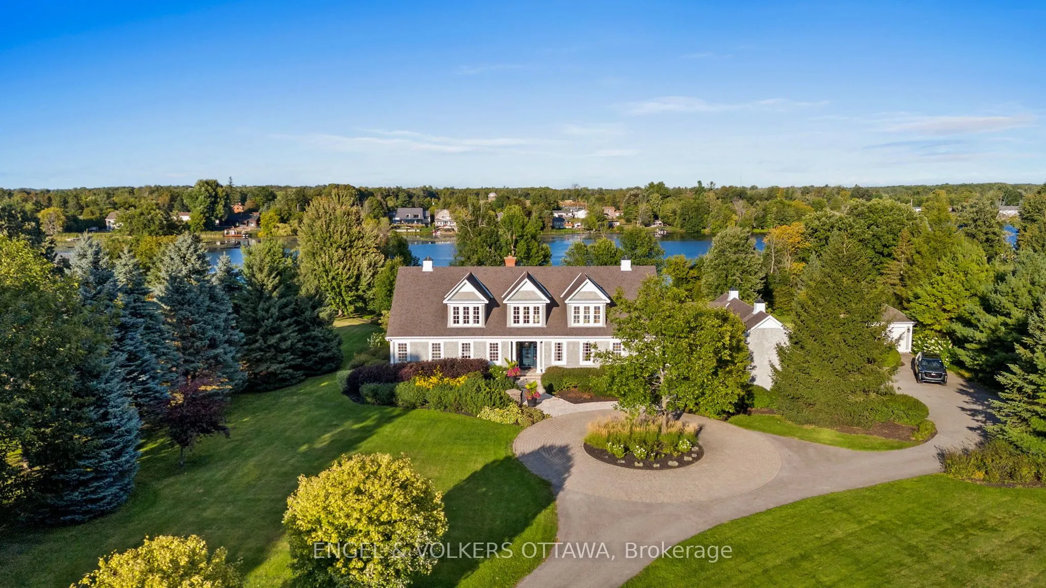 6029 Rideau Valley Drive N