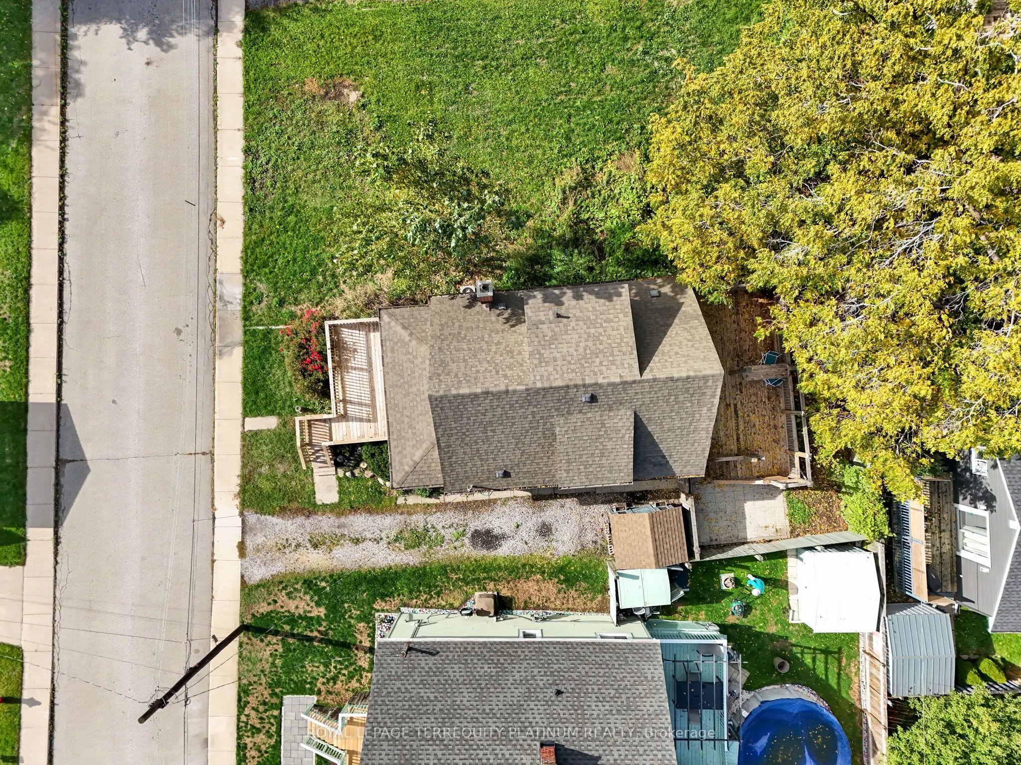 10 Locarno Avenue