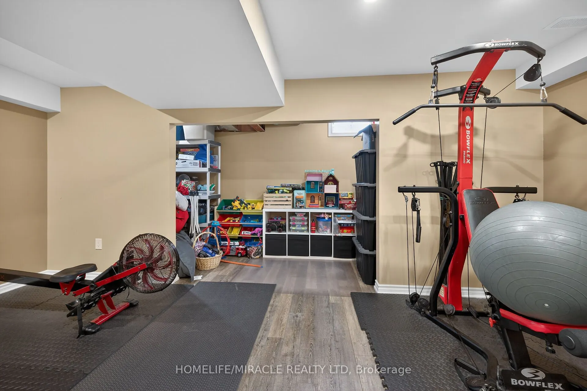 149 Kinsman Drive