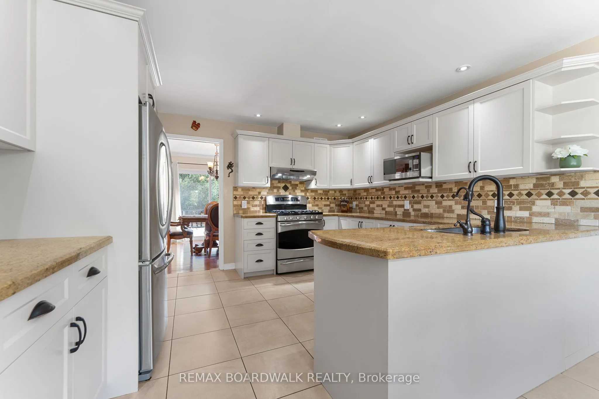 14 Panandrick View Drive