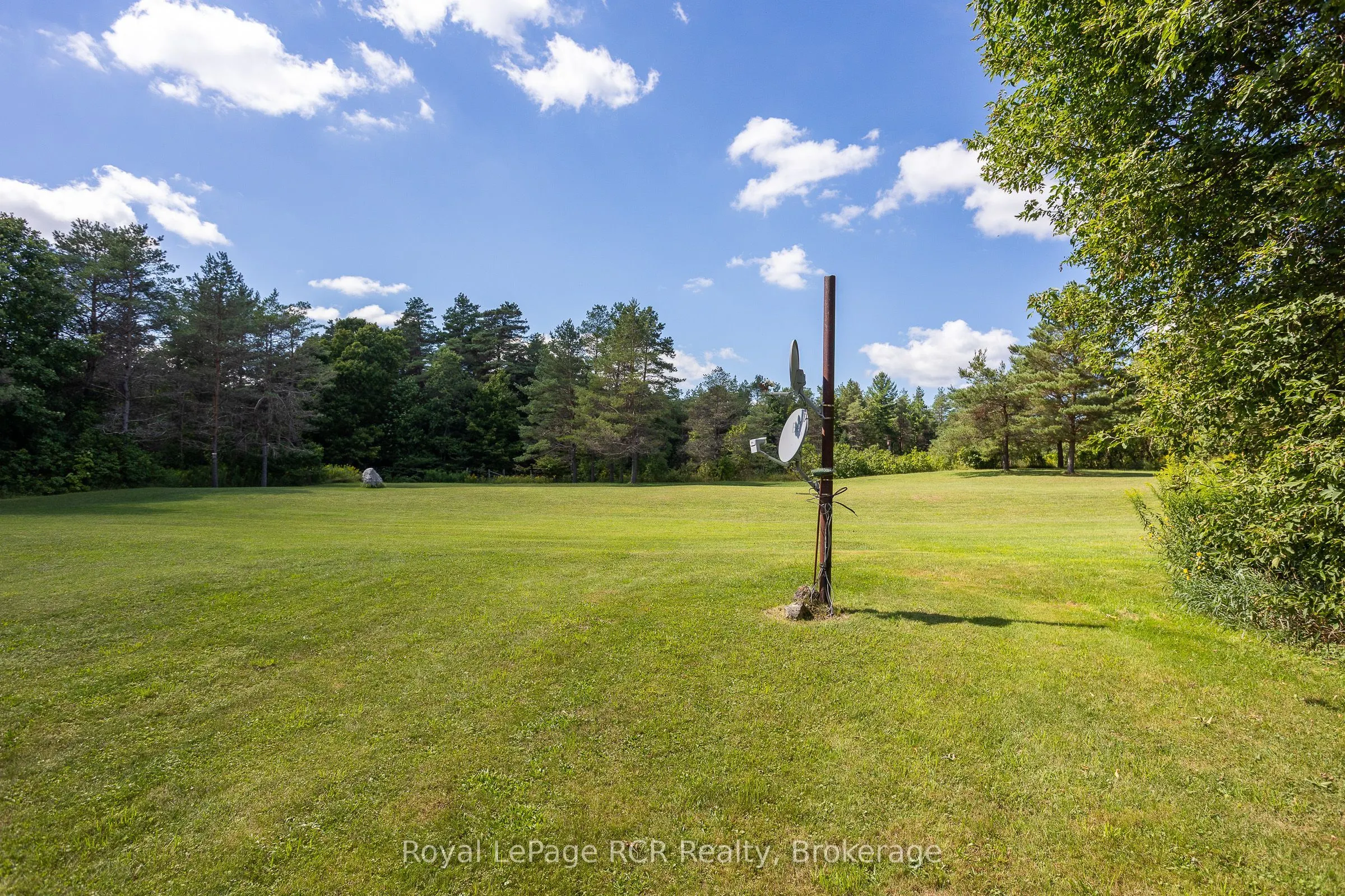 580283 Sideroad 60