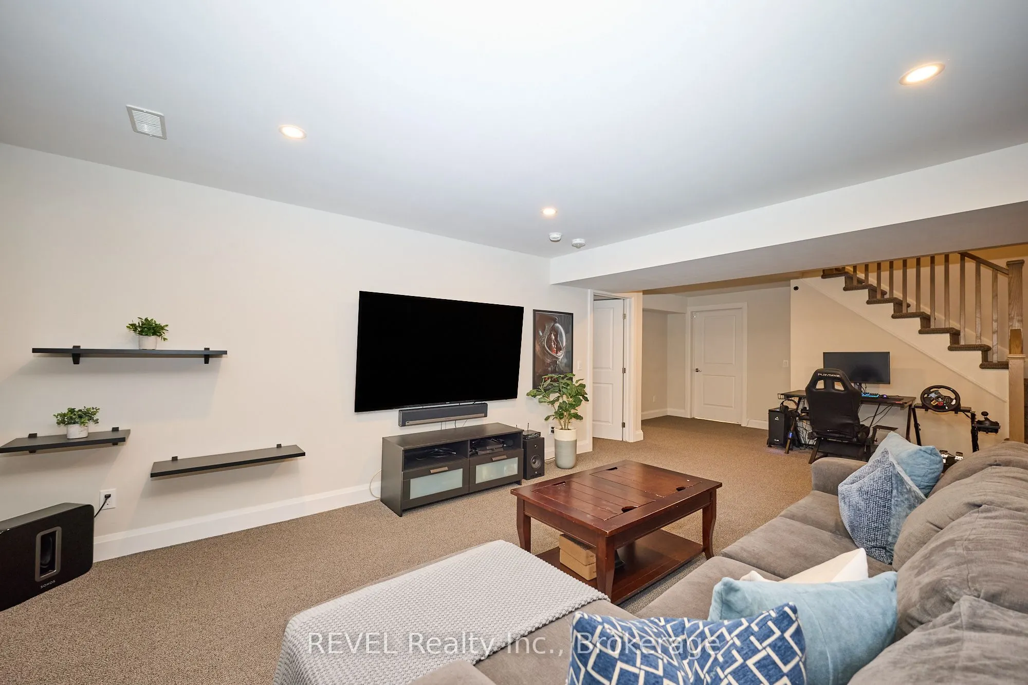 9245 Shoveller Drive #19