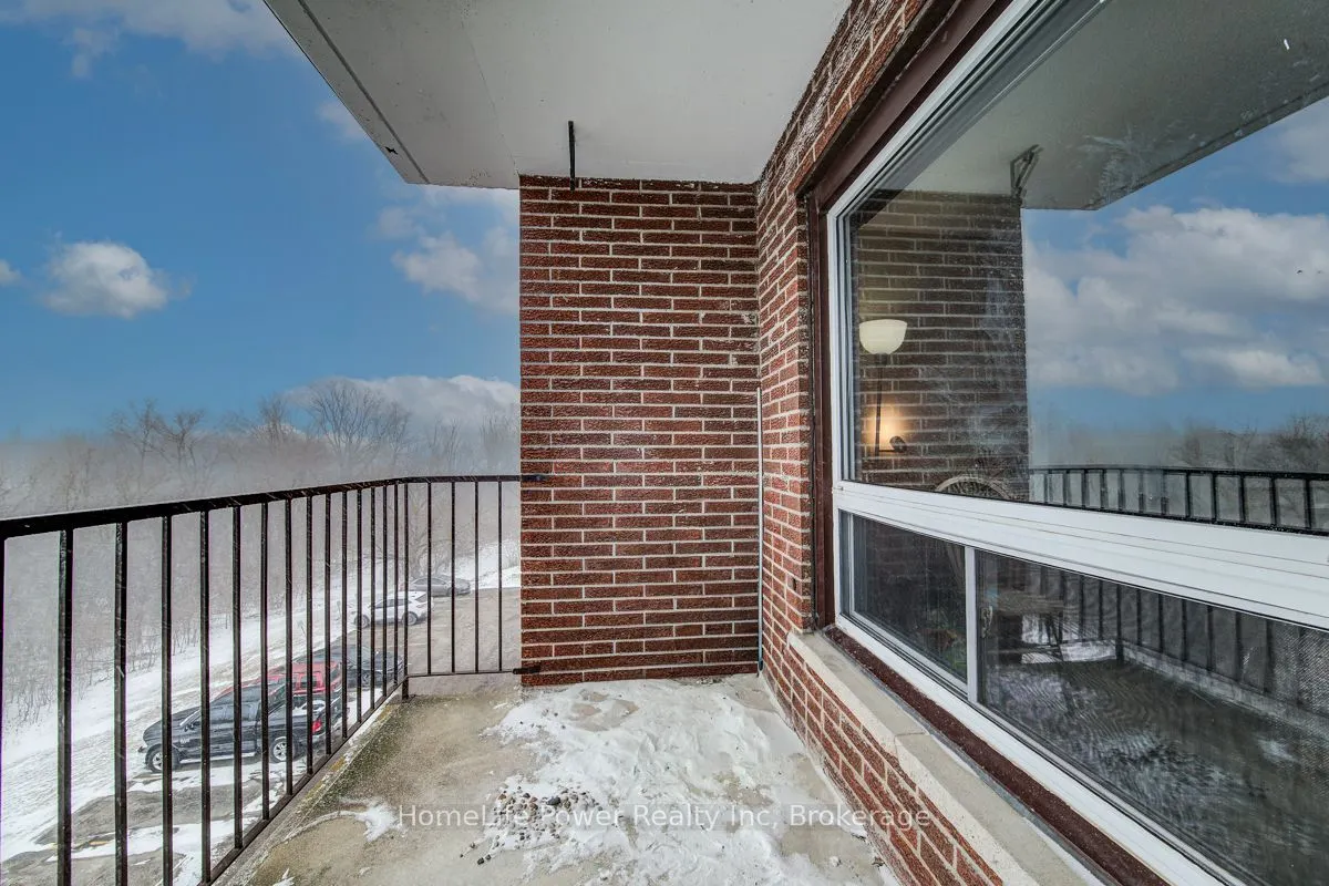4 Avalon Place #303