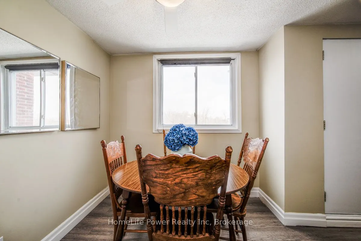 4 Avalon Place #303
