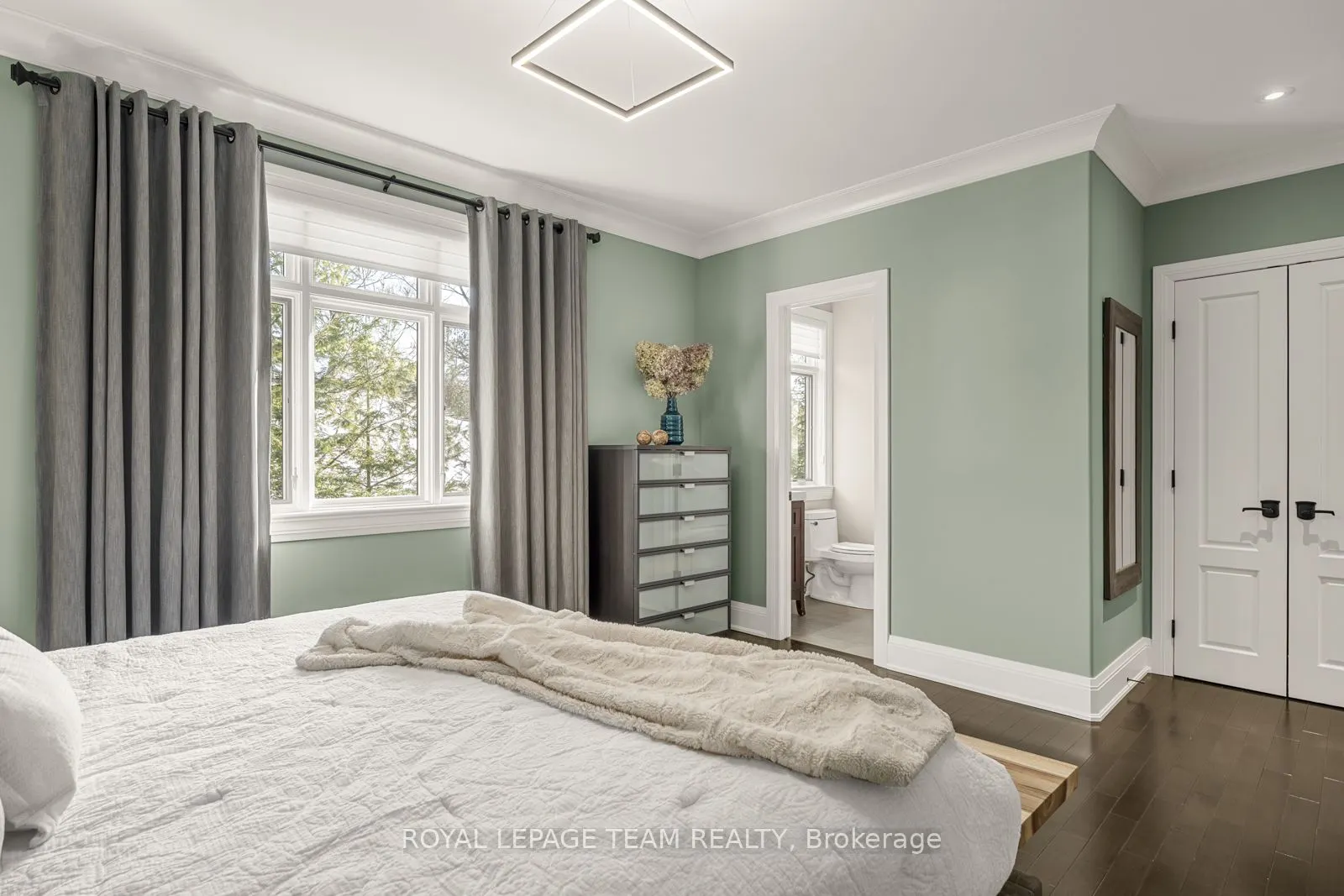 77 Placel Road