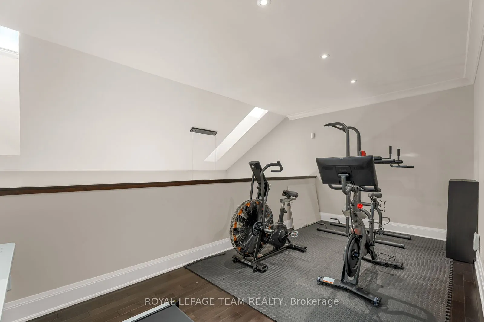 77 Placel Road