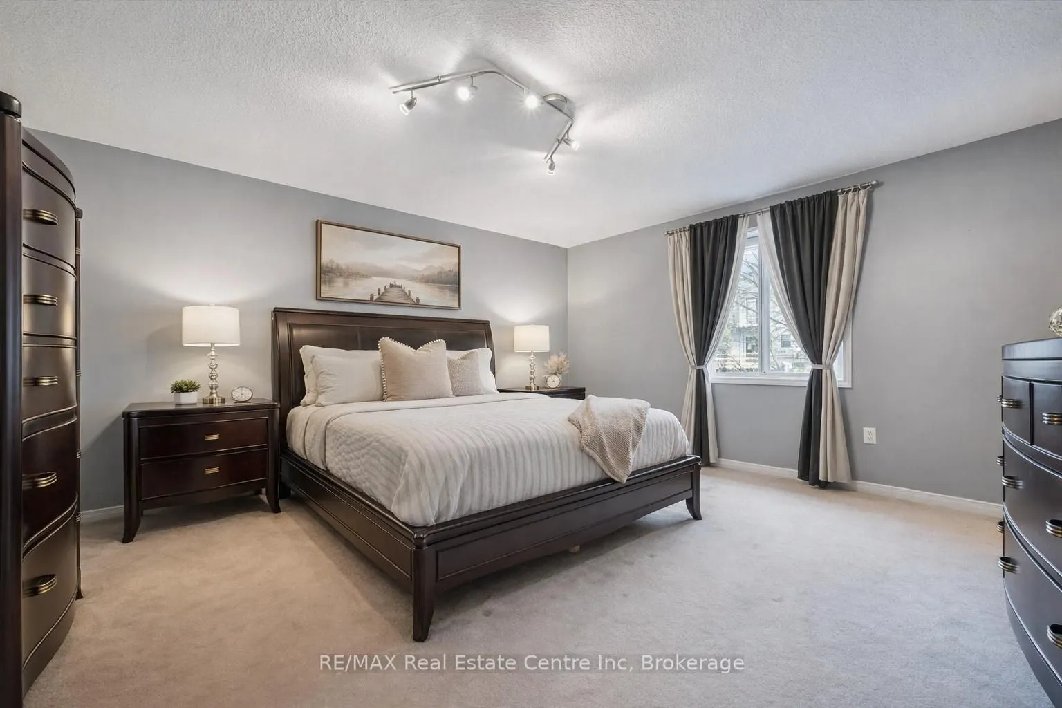 210 DAWN Avenue #38