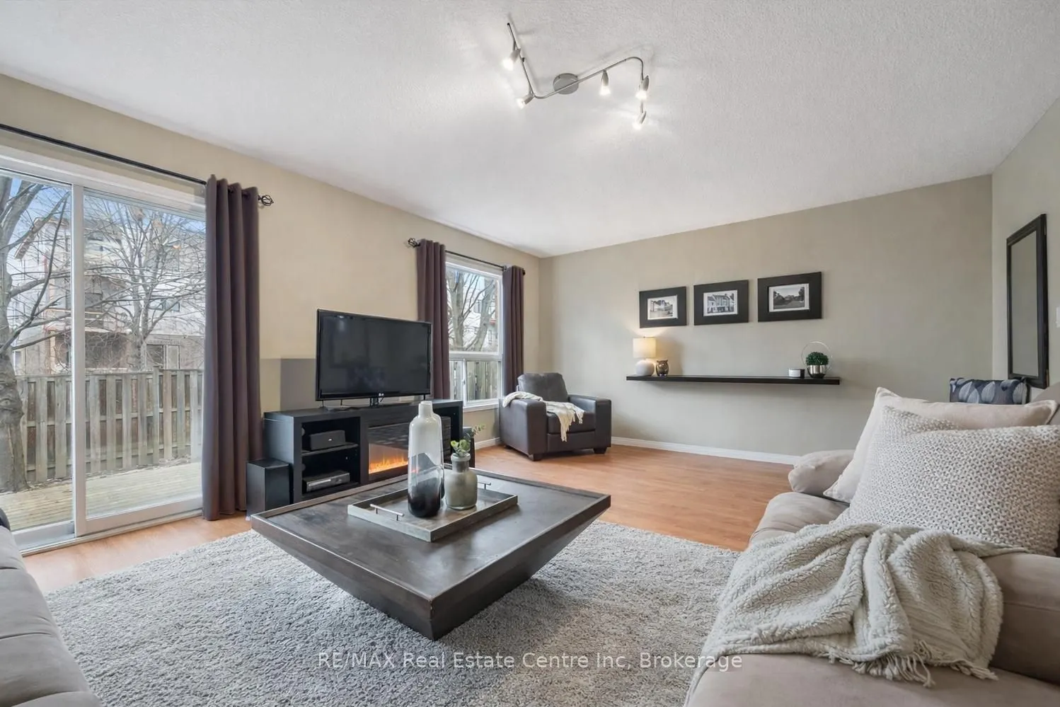 210 DAWN Avenue #38