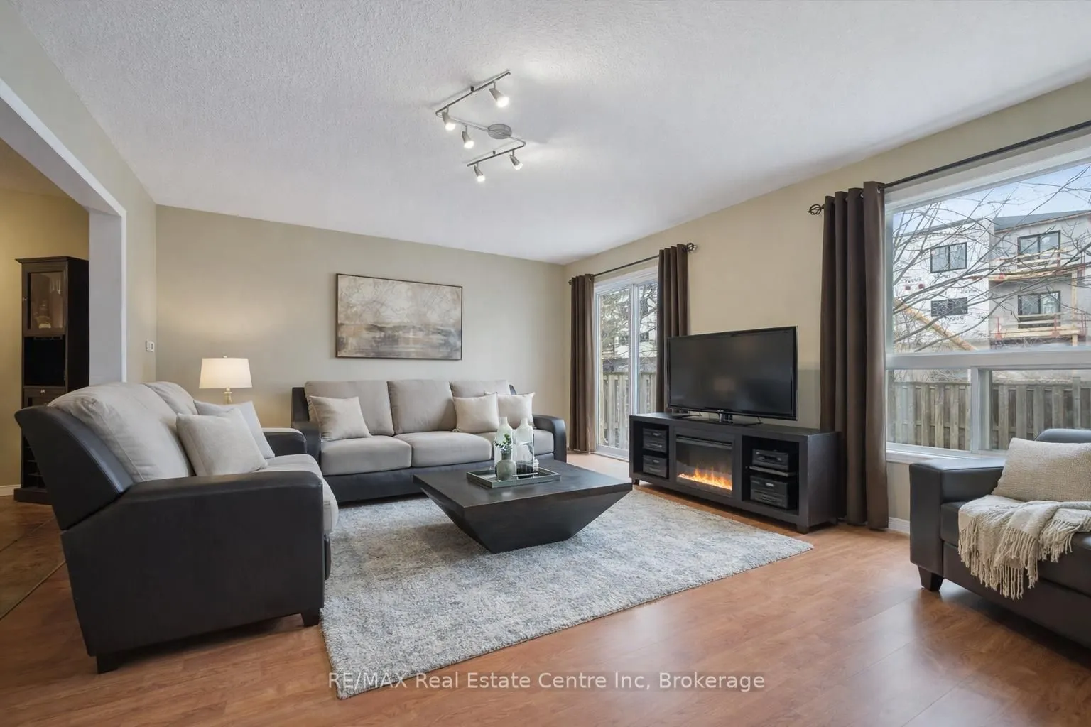 210 DAWN Avenue #38