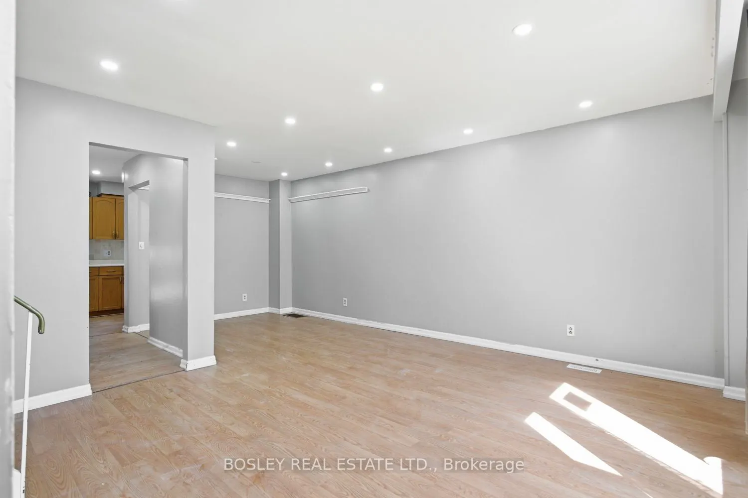 32A Crossley Drive