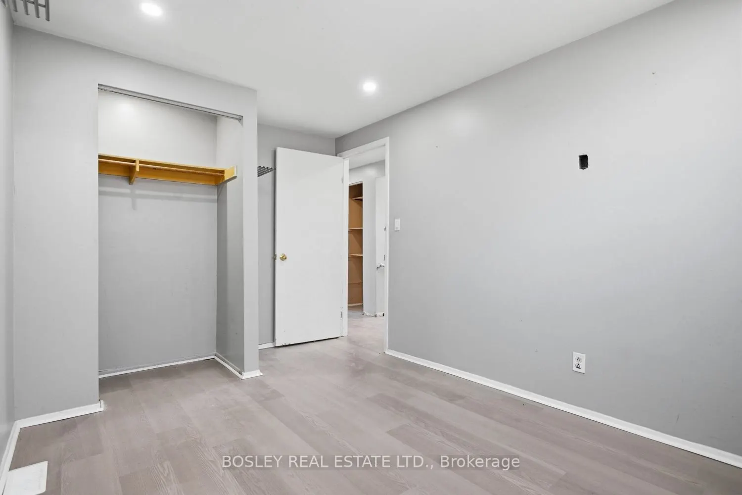 32A Crossley Drive