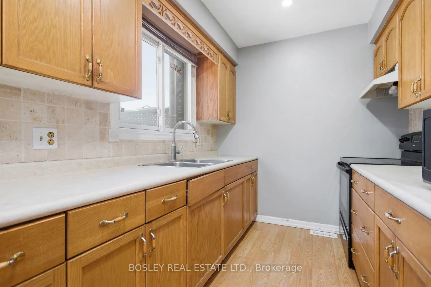 32A Crossley Drive