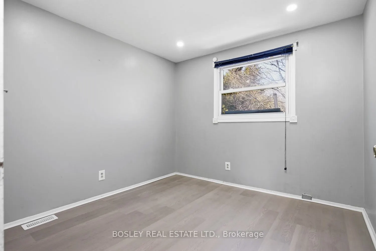32A Crossley Drive