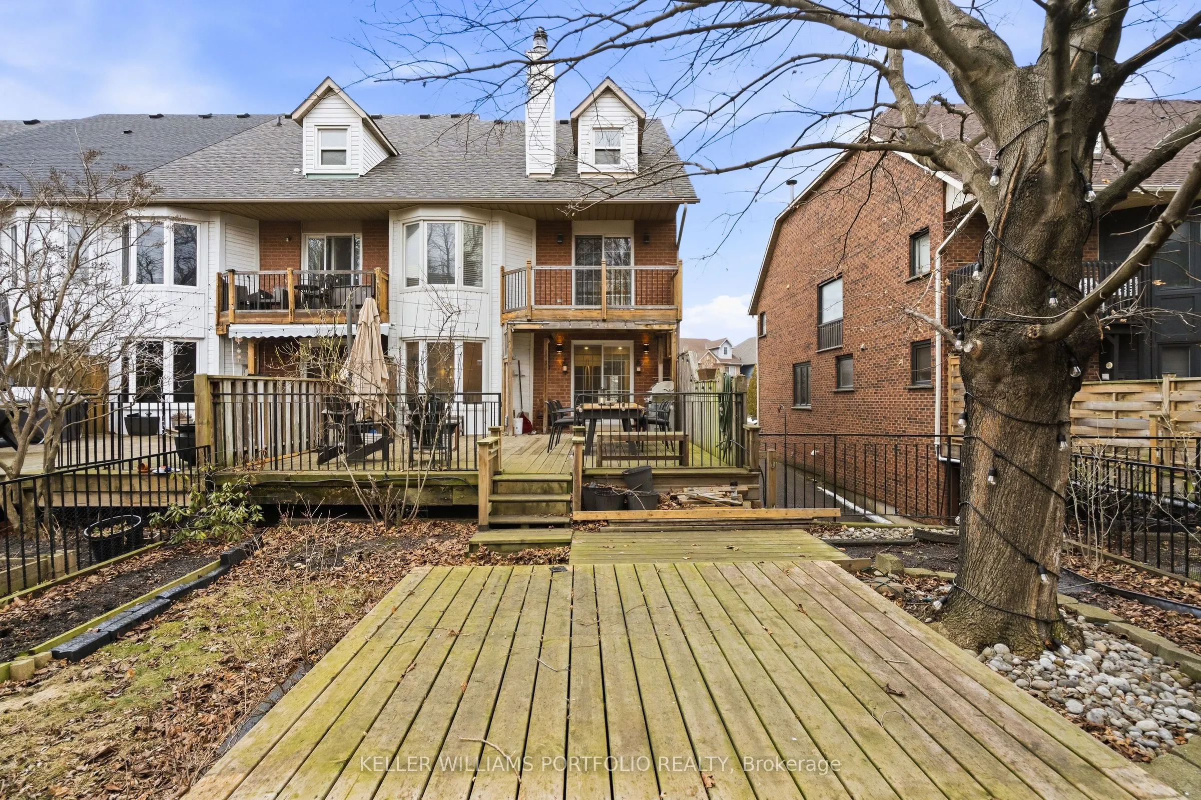 50 Edgewater Drive
