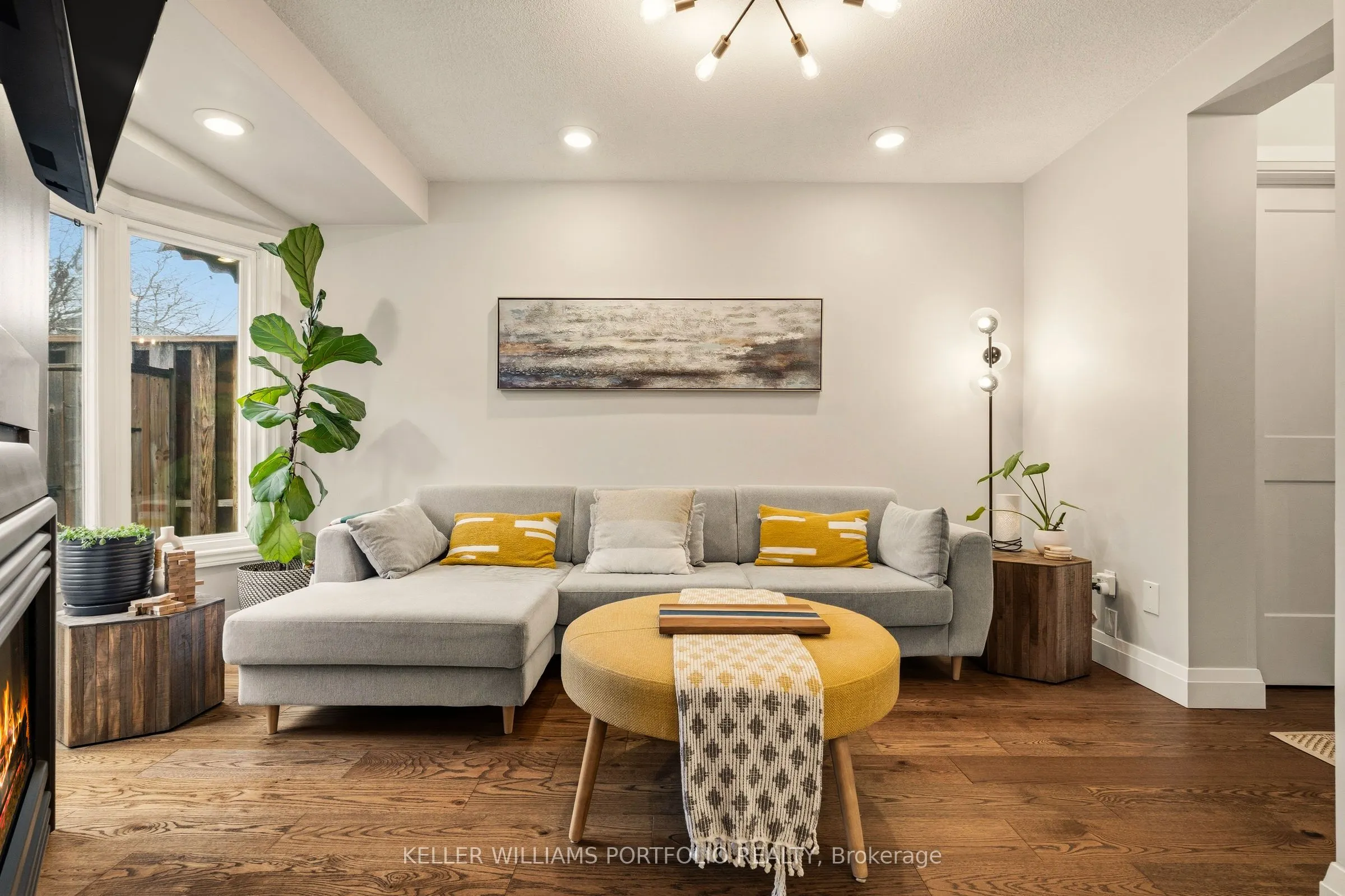 50 Edgewater Drive