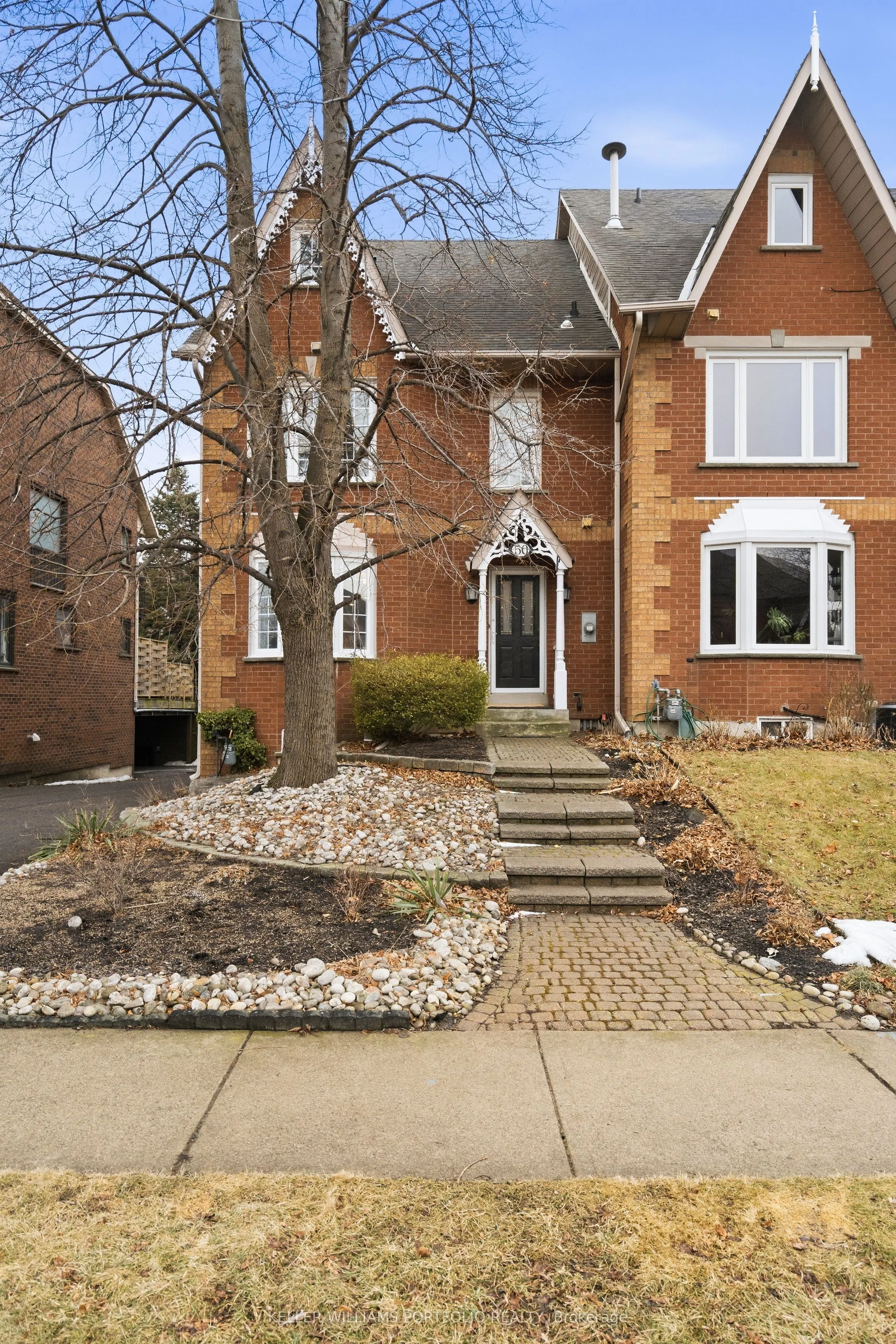 50 Edgewater Drive