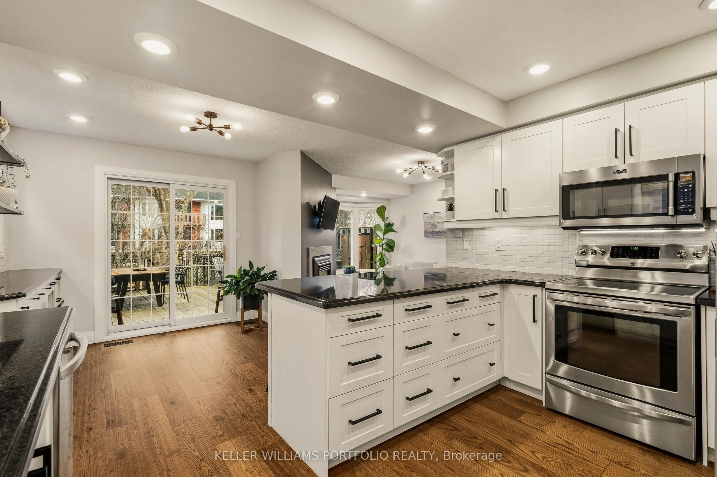 50 Edgewater Drive