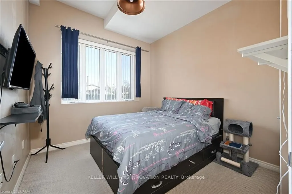 6365 Drummond Road #105