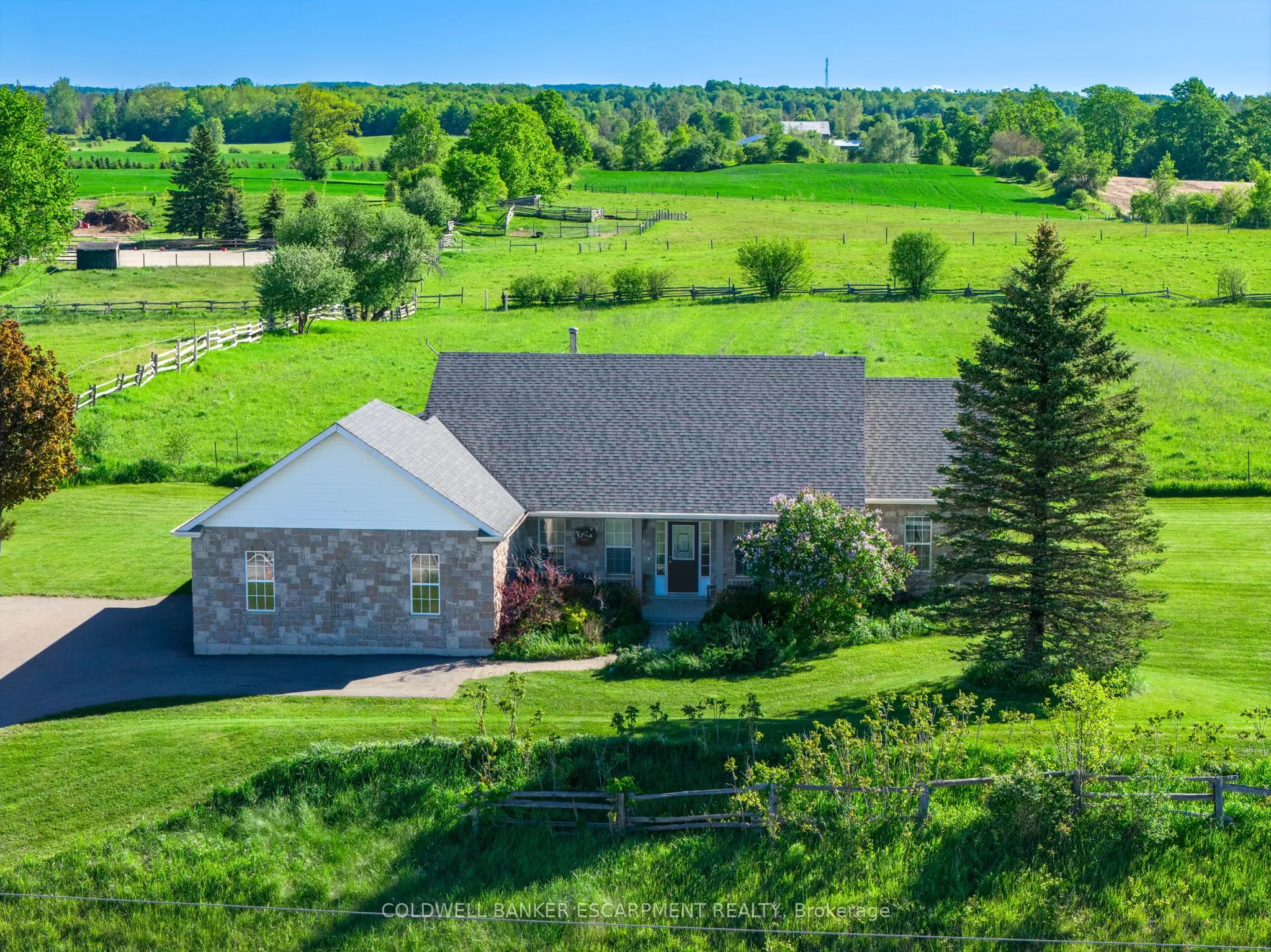 4923 Wellington 44 Road