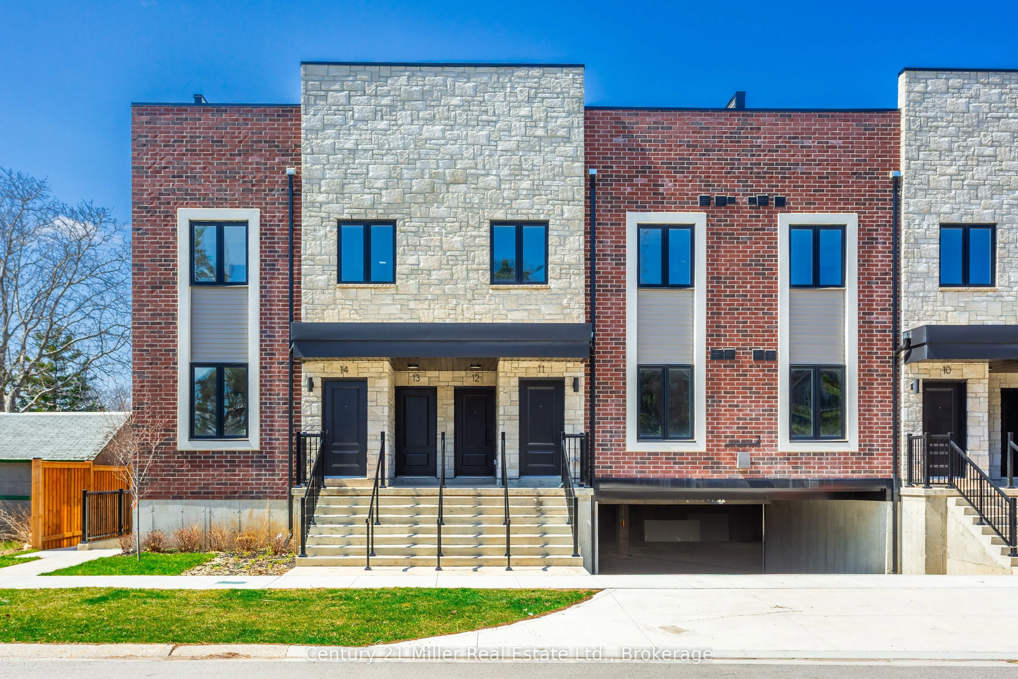 2 Slessor Boulevard #12