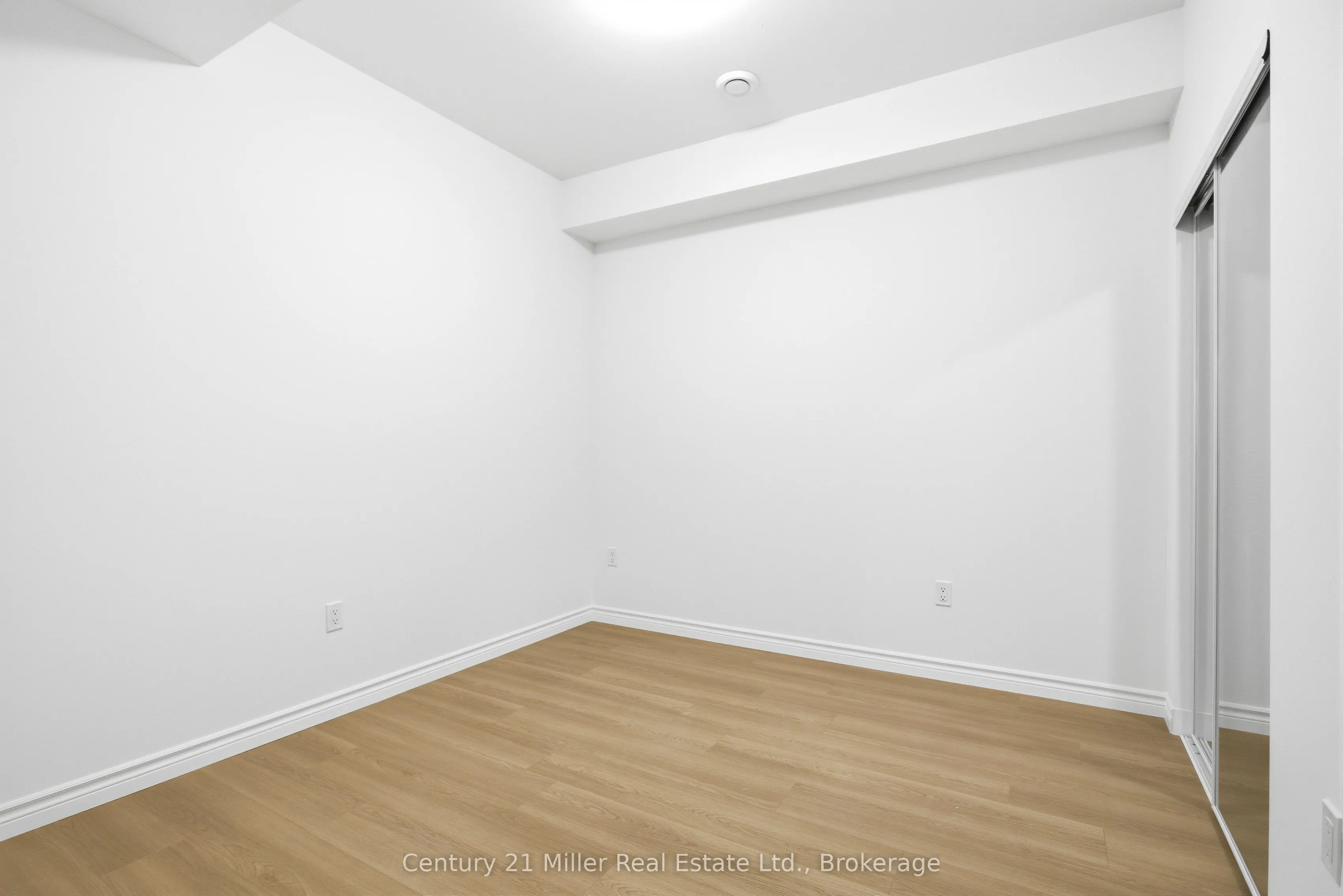 2 Slessor Boulevard #12