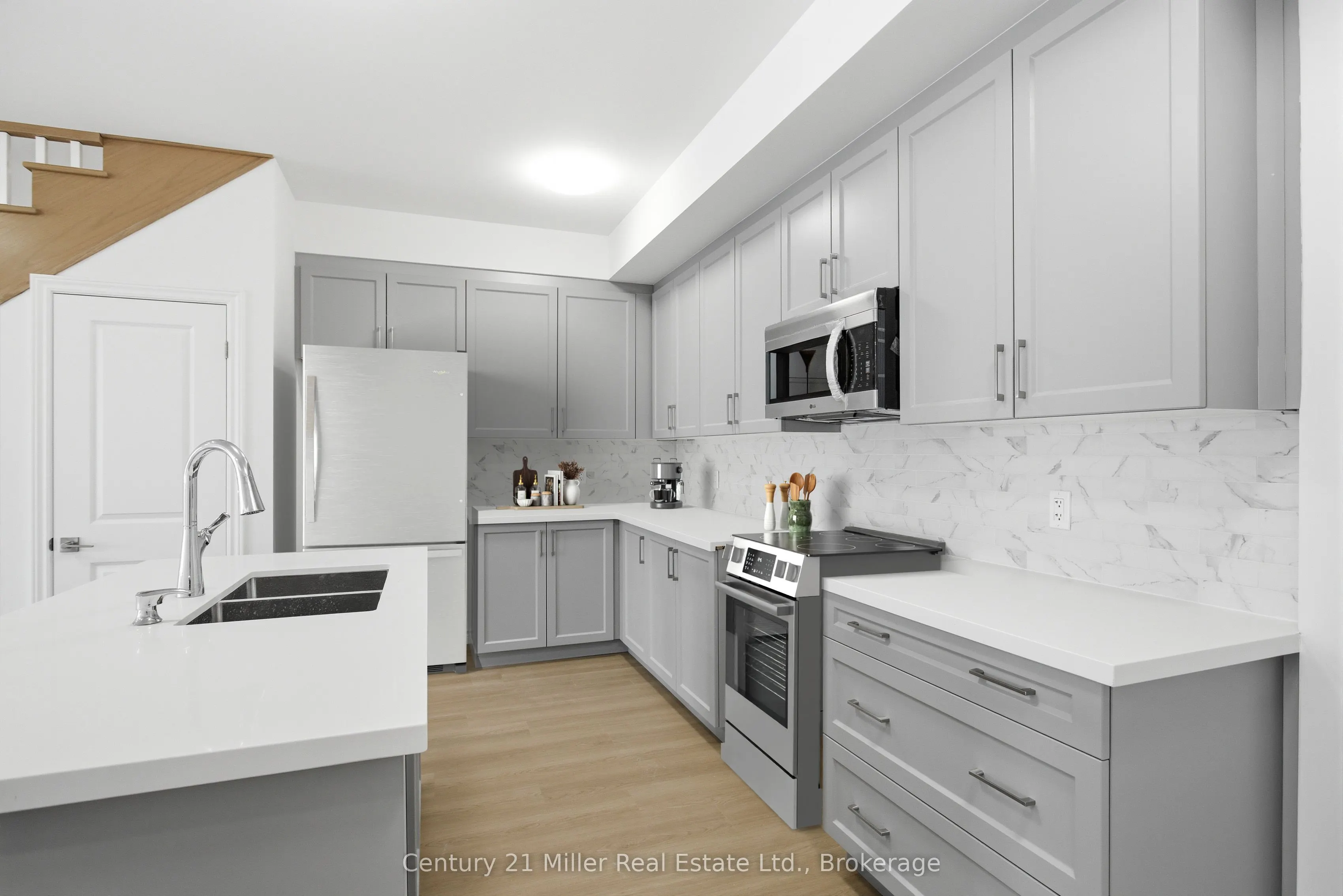 2 Slessor Boulevard #12