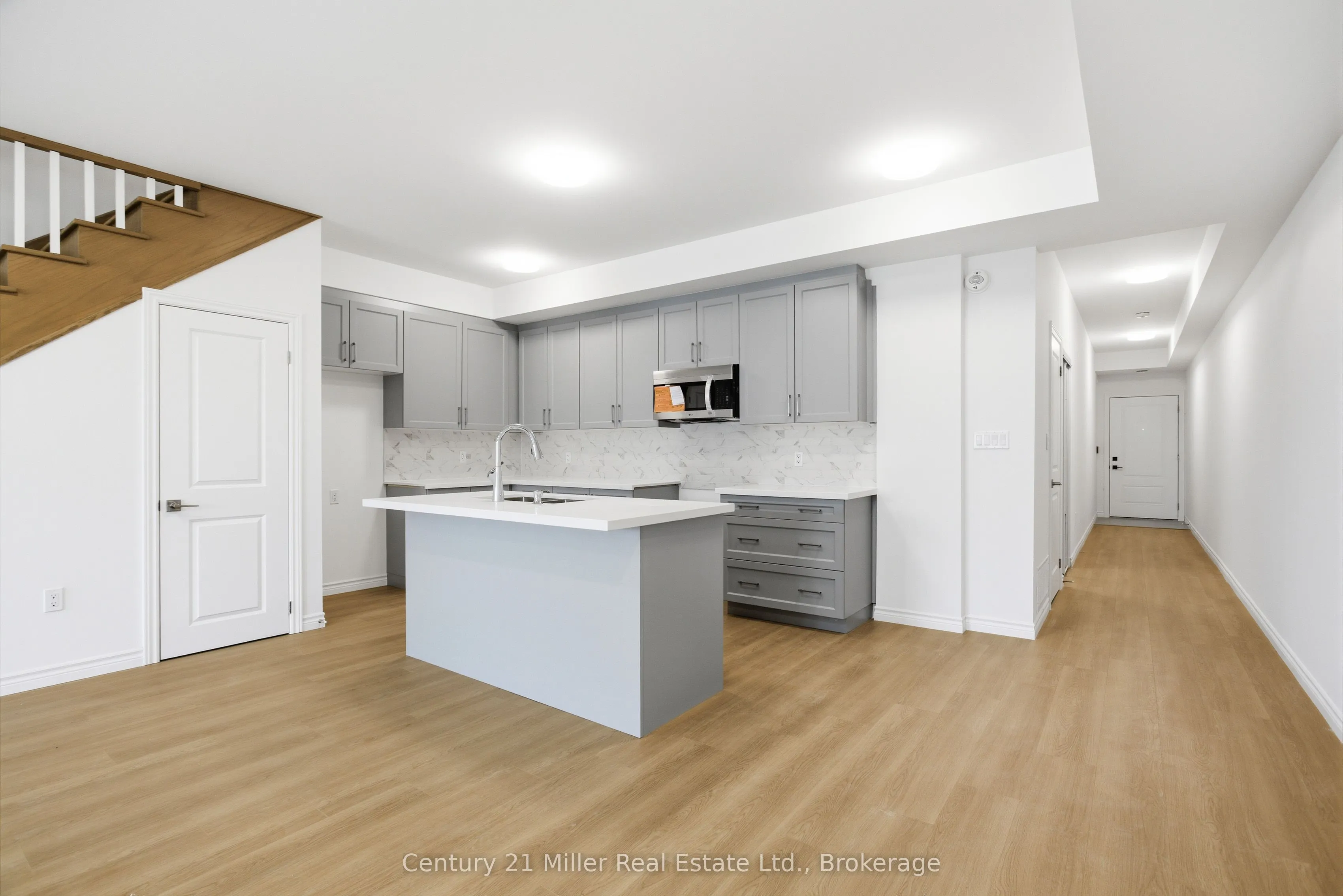 2 Slessor Boulevard #12
