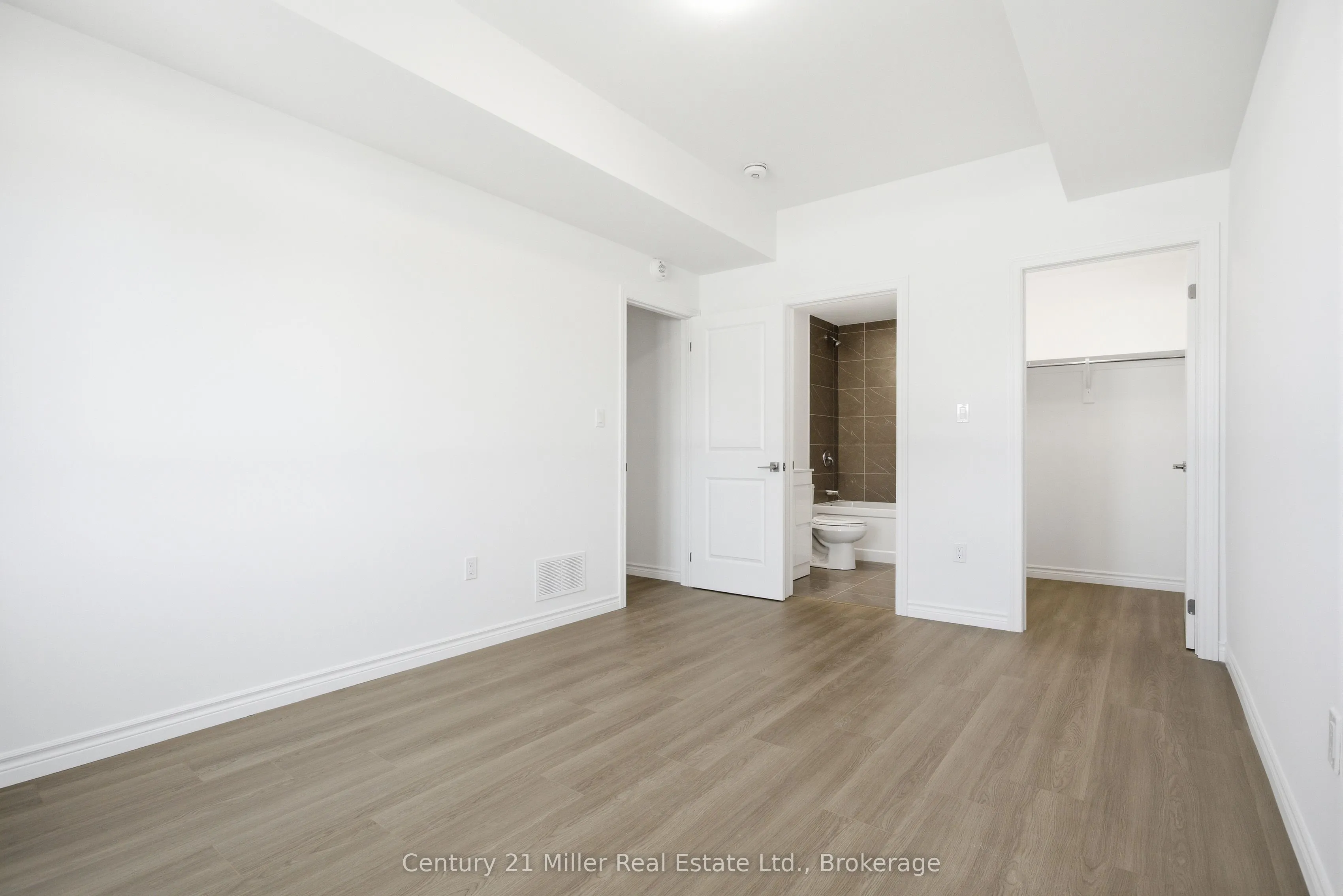 2 Slessor Boulevard #12
