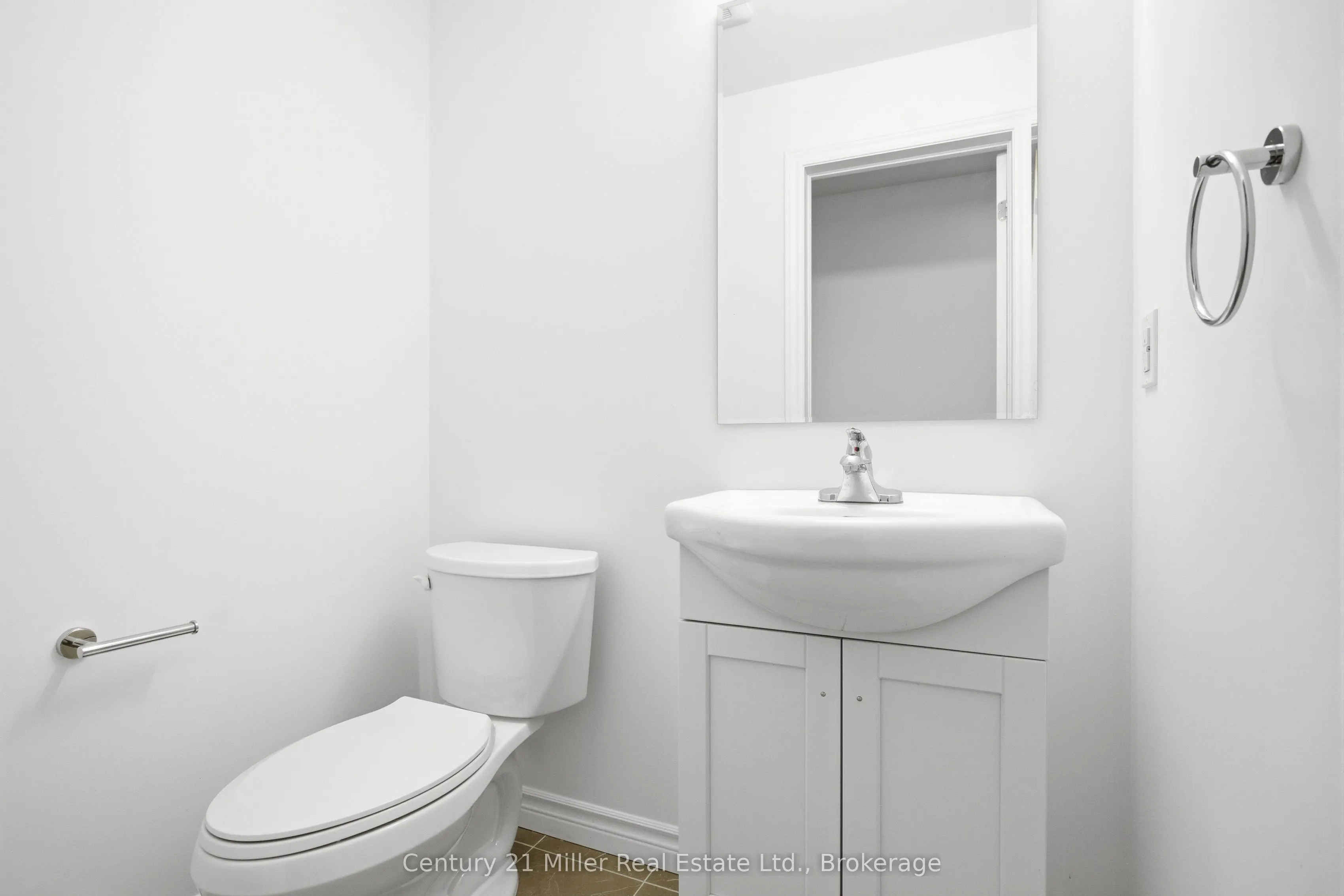 2 Slessor Boulevard #12