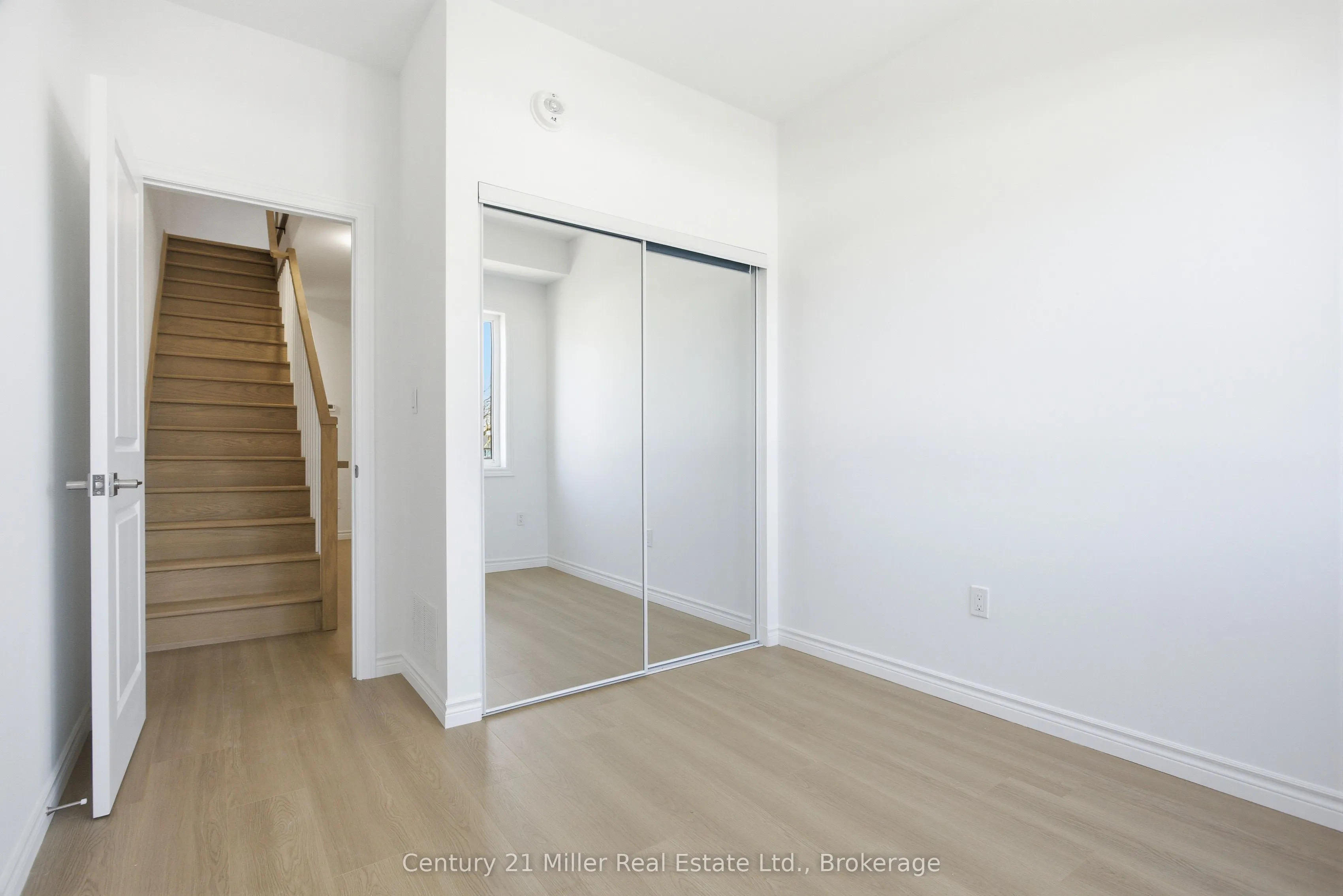 2 Slessor Boulevard #12