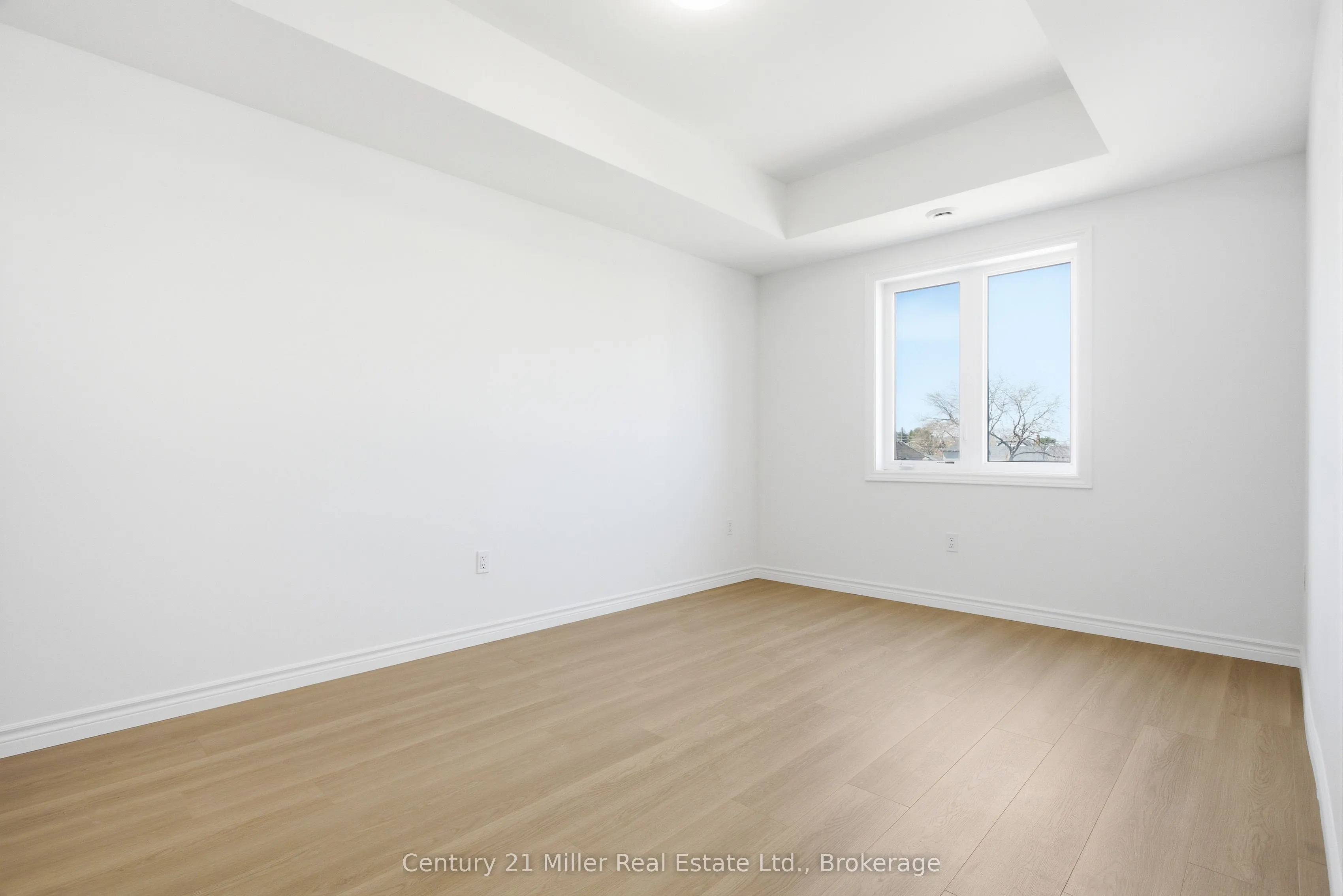 2 Slessor Boulevard #12