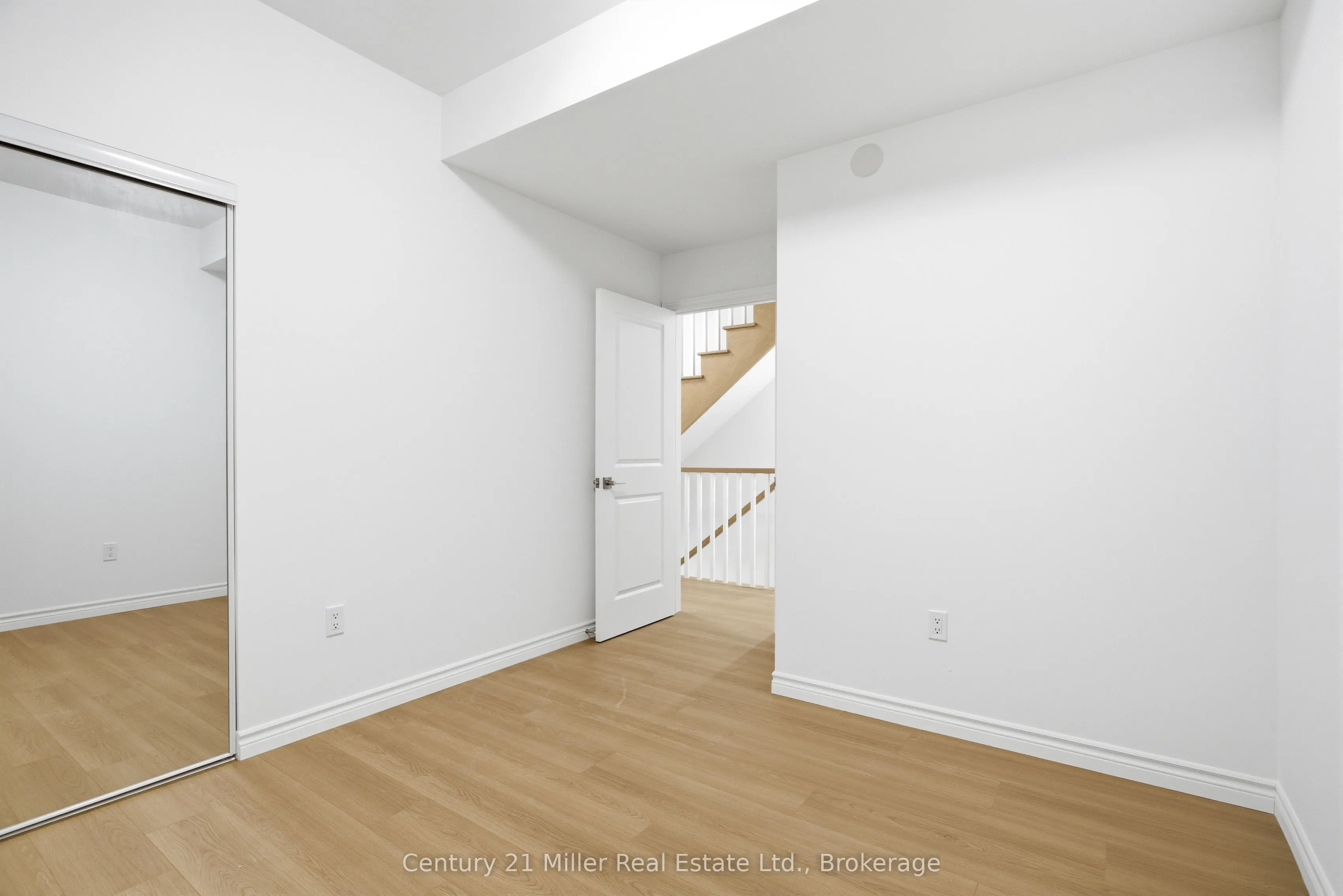 2 Slessor Boulevard #12