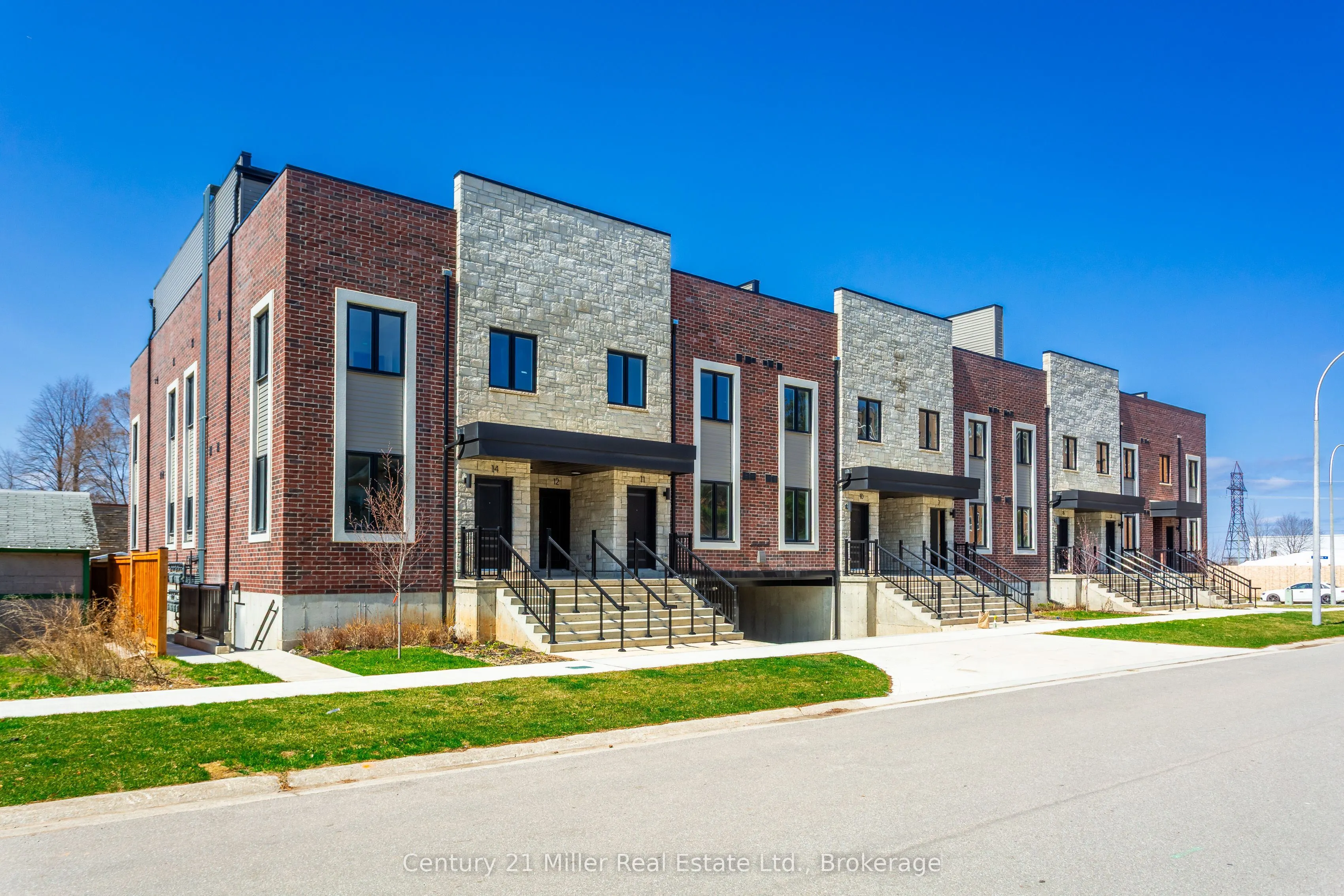 2 Slessor Boulevard #12