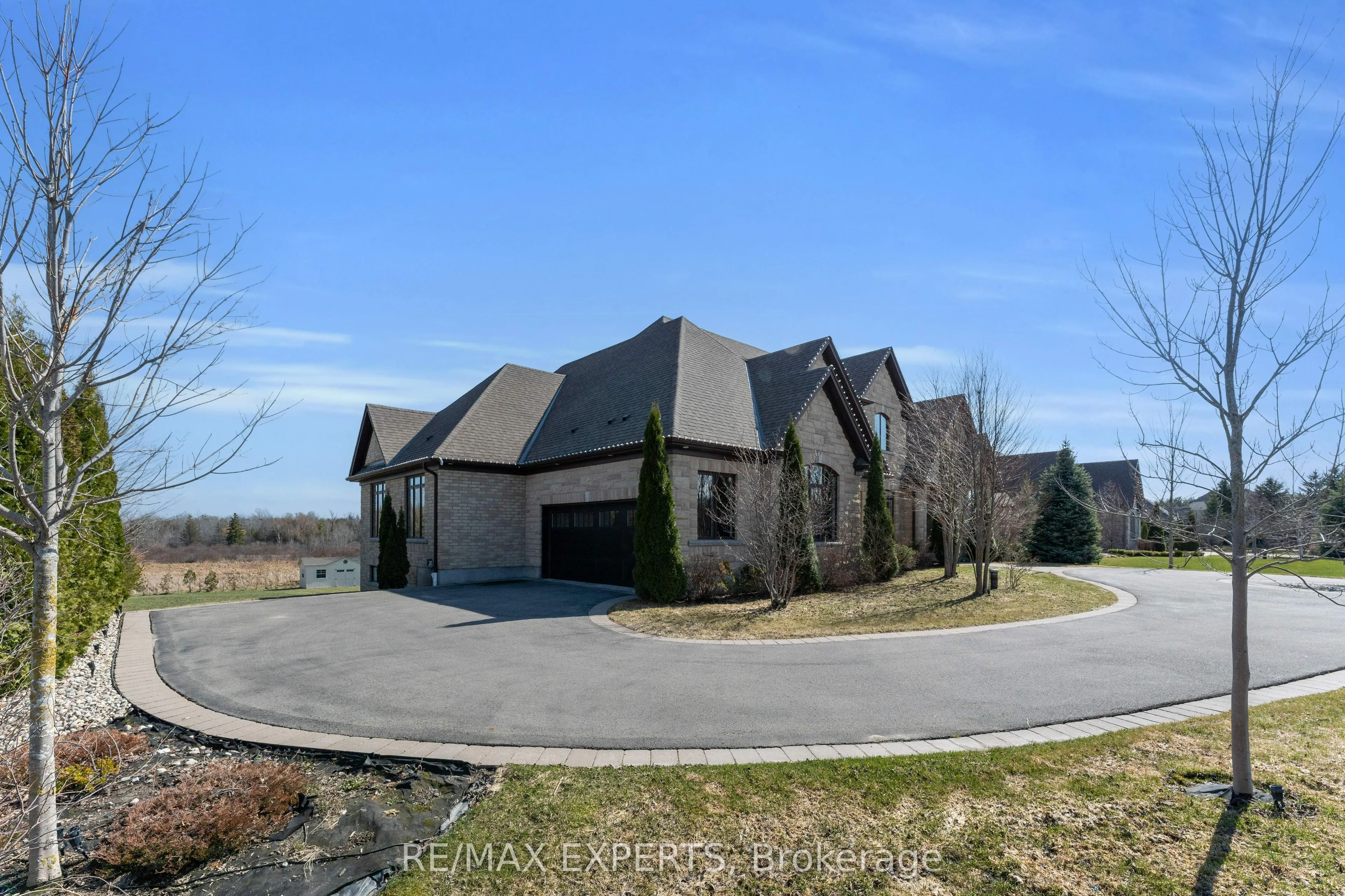 10 Old Ruby Lane