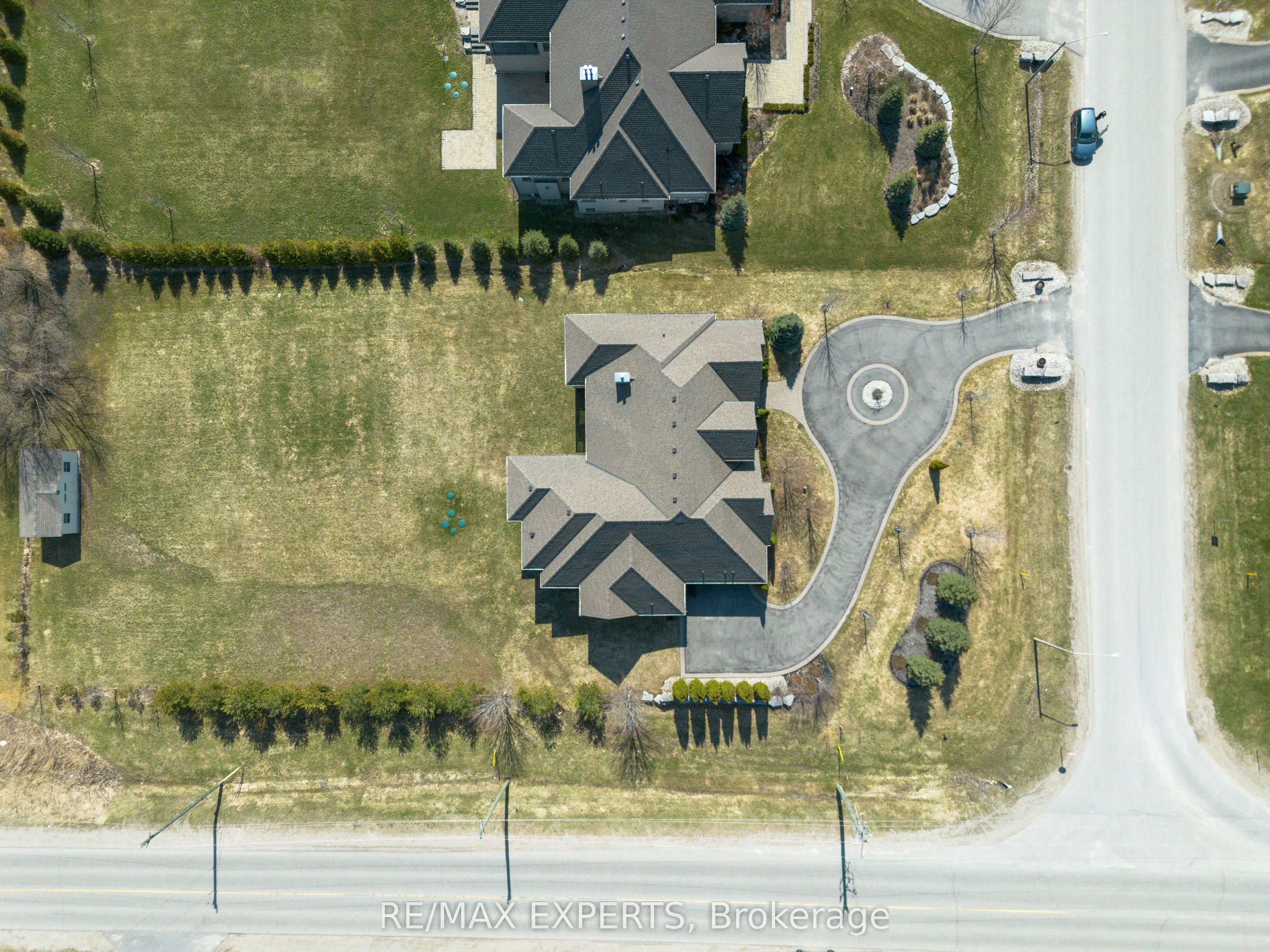 10 Old Ruby Lane