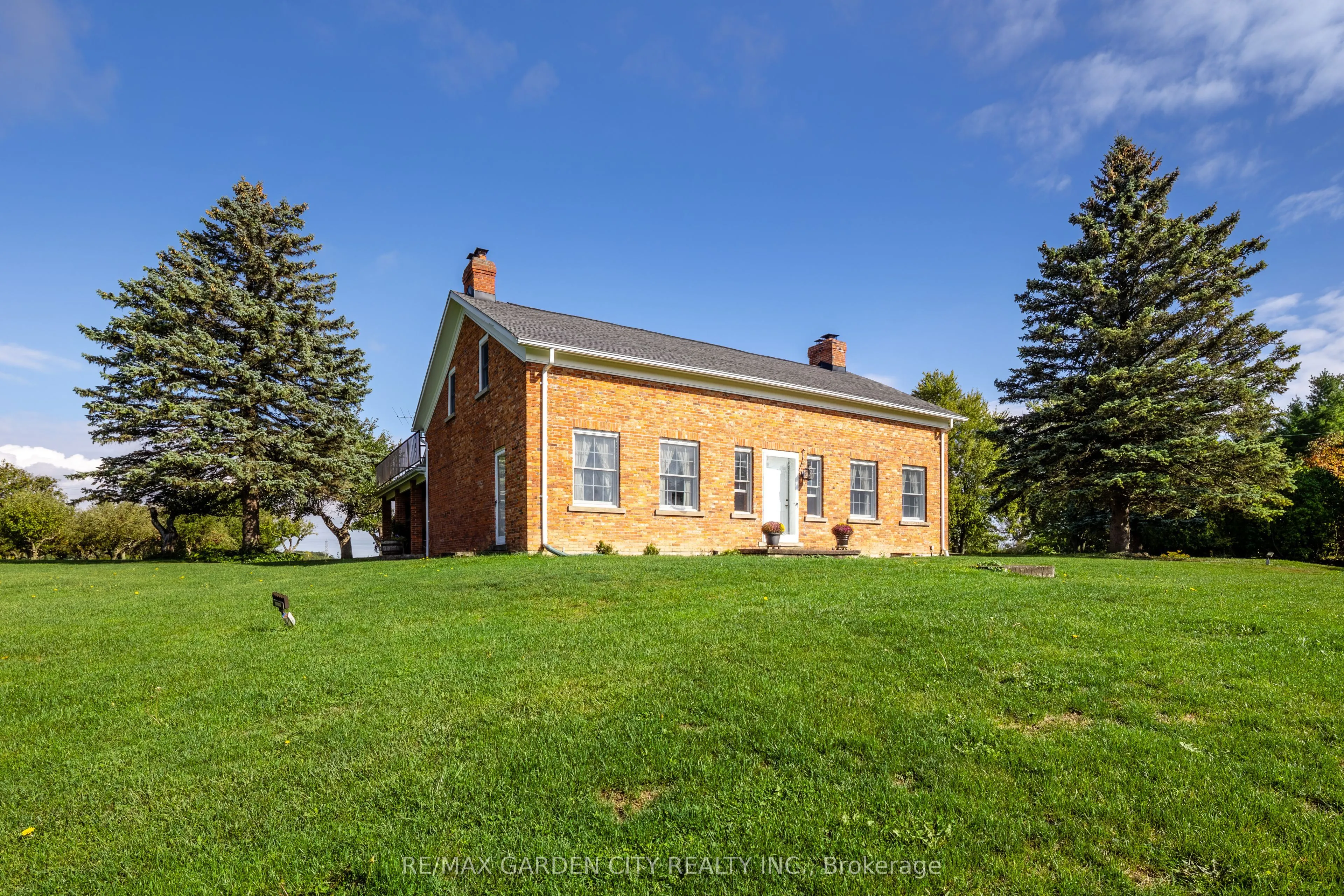 2432 Seburn Road