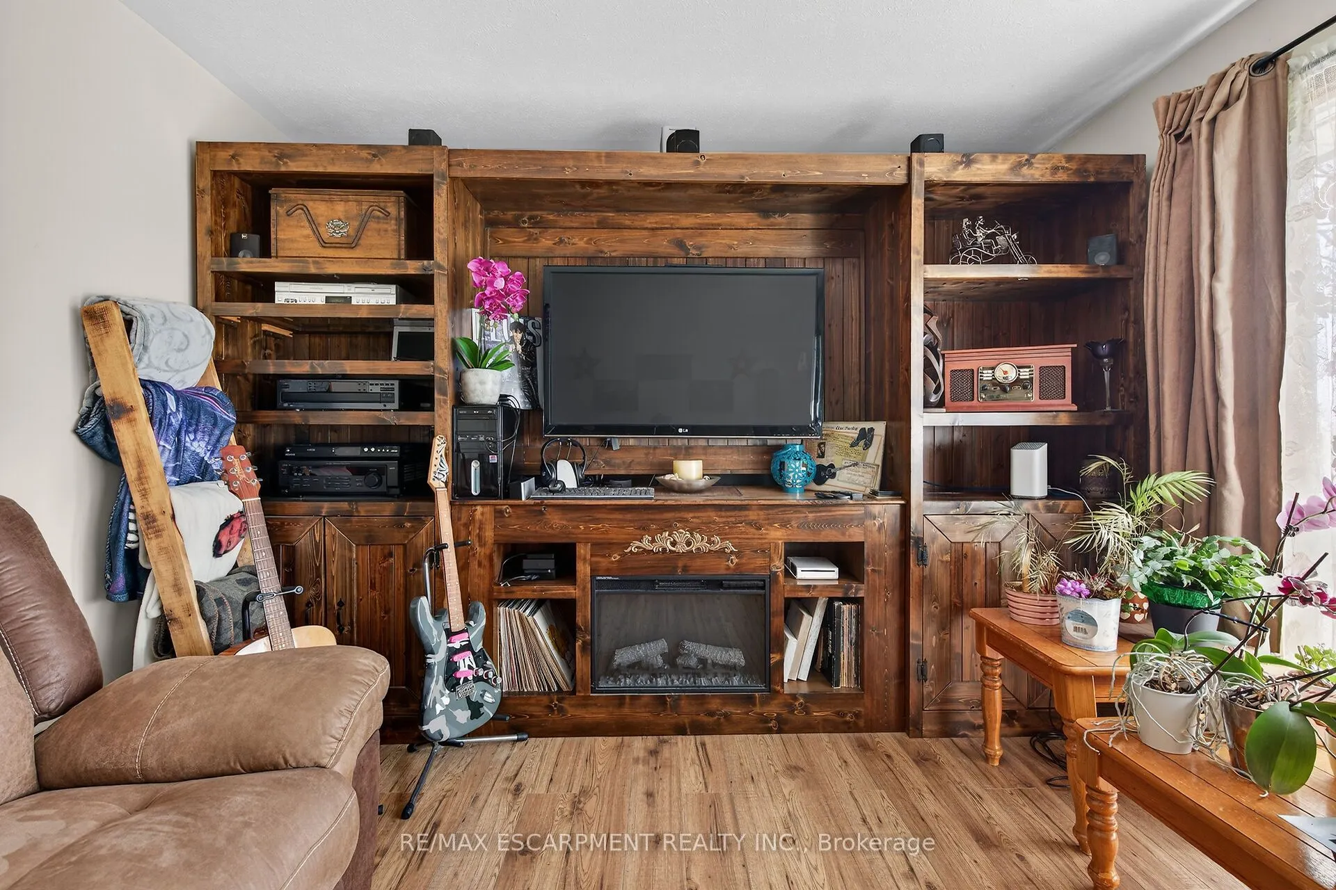 1057 Concession 4 Road